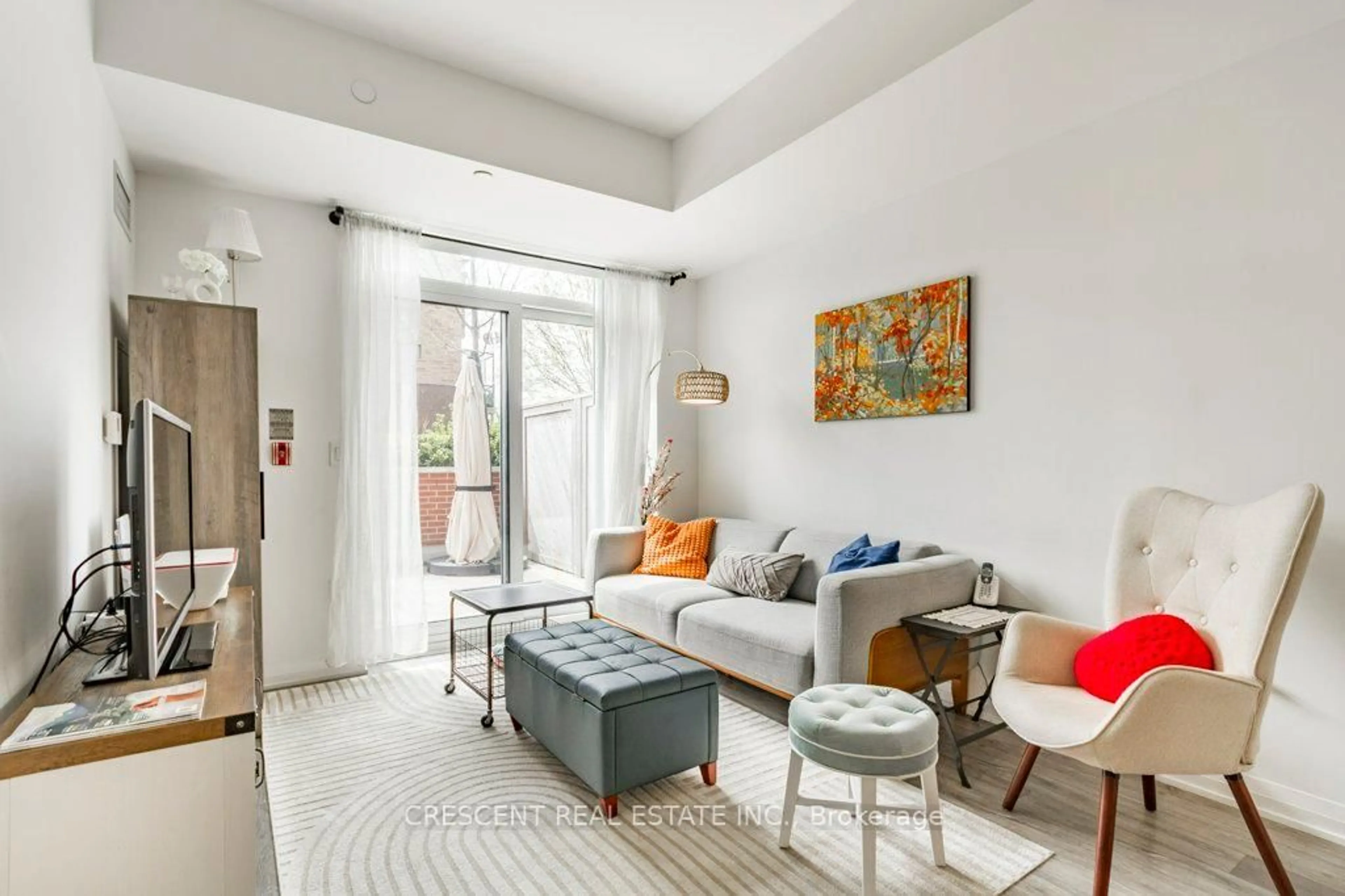 Living room with furniture, unknown for 99 Eagle Rock Way #TH101, Vaughan Ontario L6A 5A7
