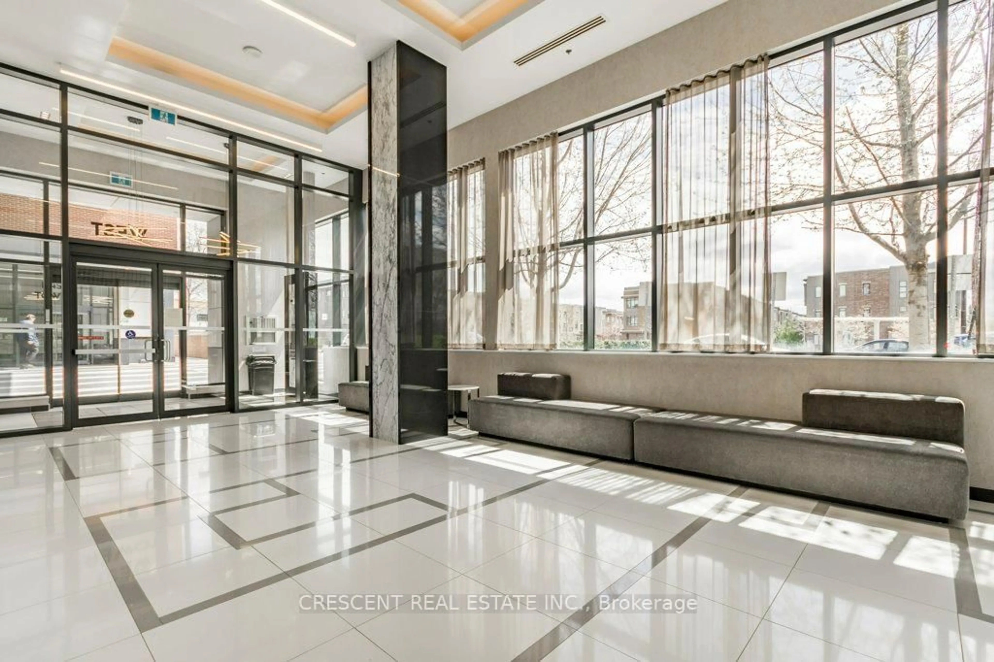 Unknown for 99 Eagle Rock Way #TH101, Vaughan Ontario L6A 5A7
