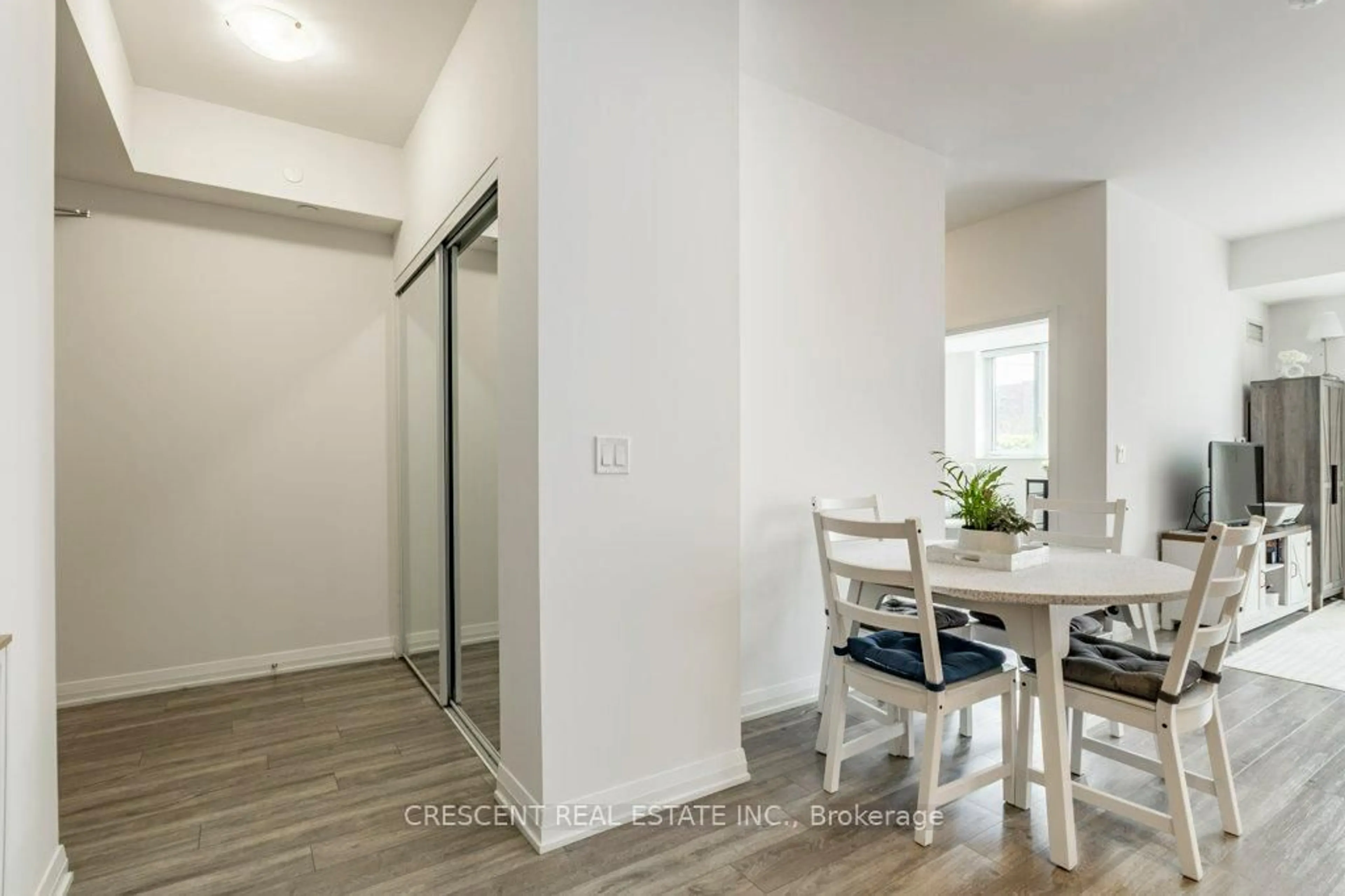 A pic of a room for 99 Eagle Rock Way #TH101, Vaughan Ontario L6A 5A7