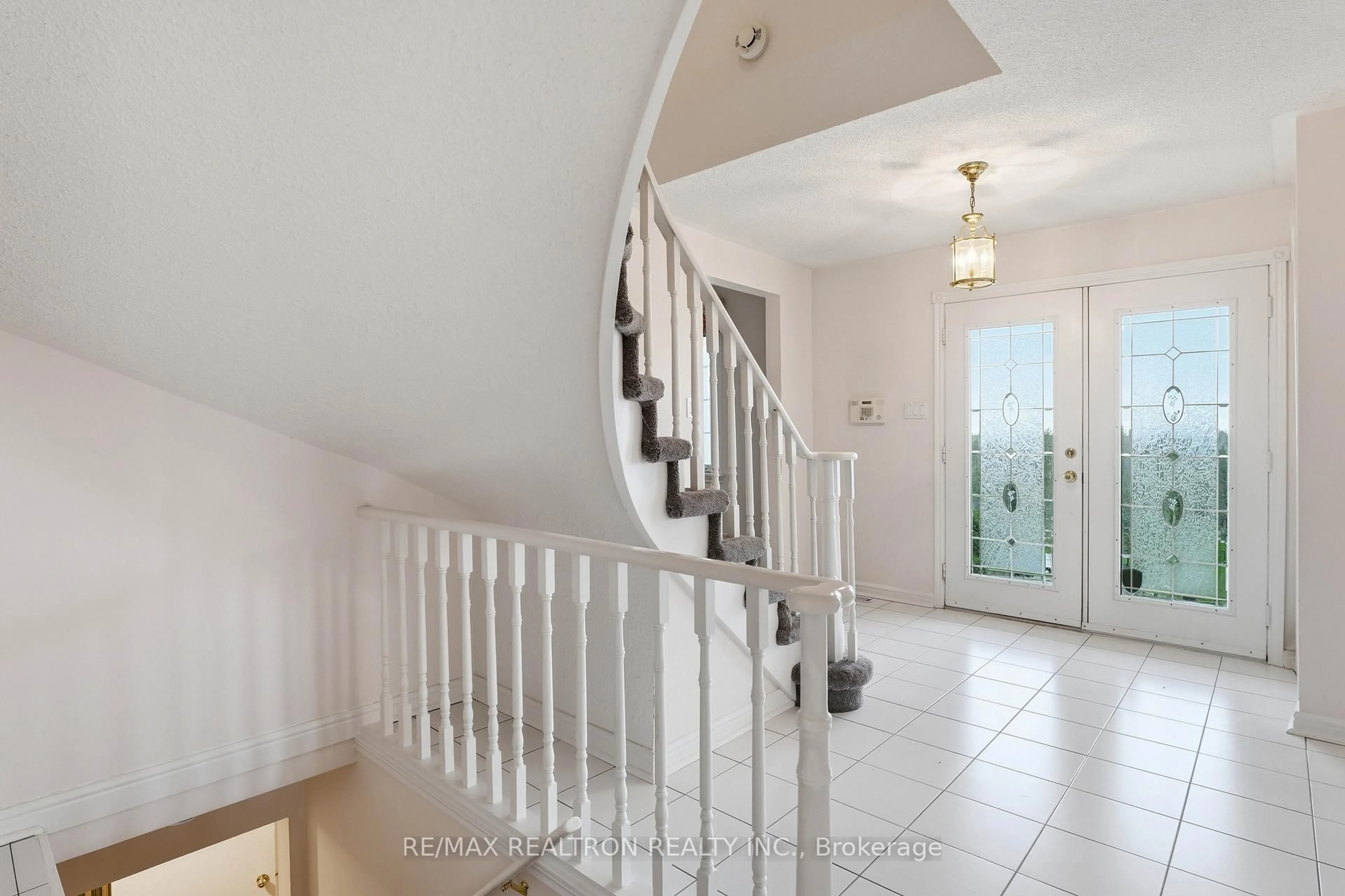 Unknown for 5081 Holborn Rd, East Gwillimbury Ontario L0G 1M0