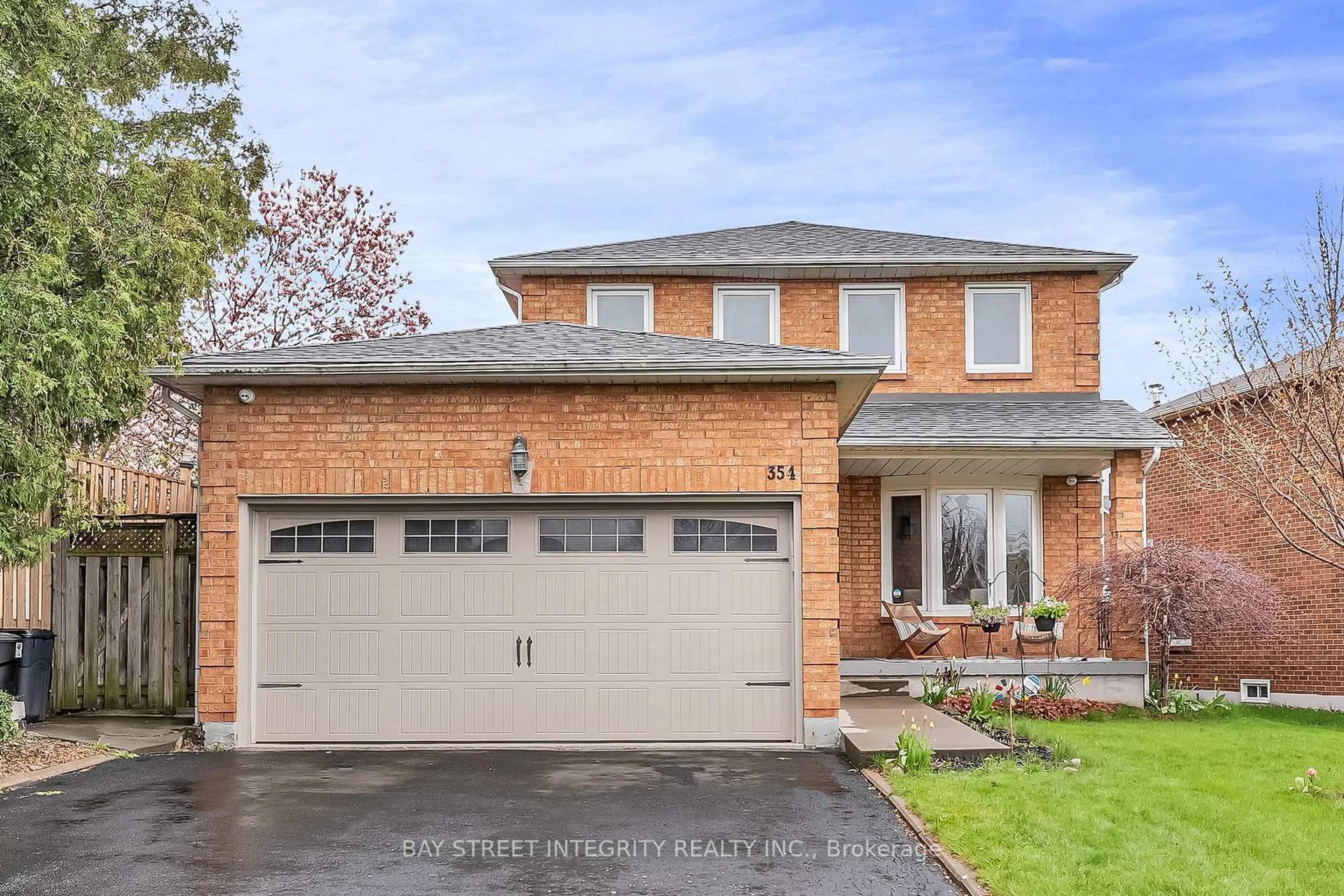 Home with brick exterior material, street for 354 Waterside Cres, Vaughan Ontario L6A 1V4