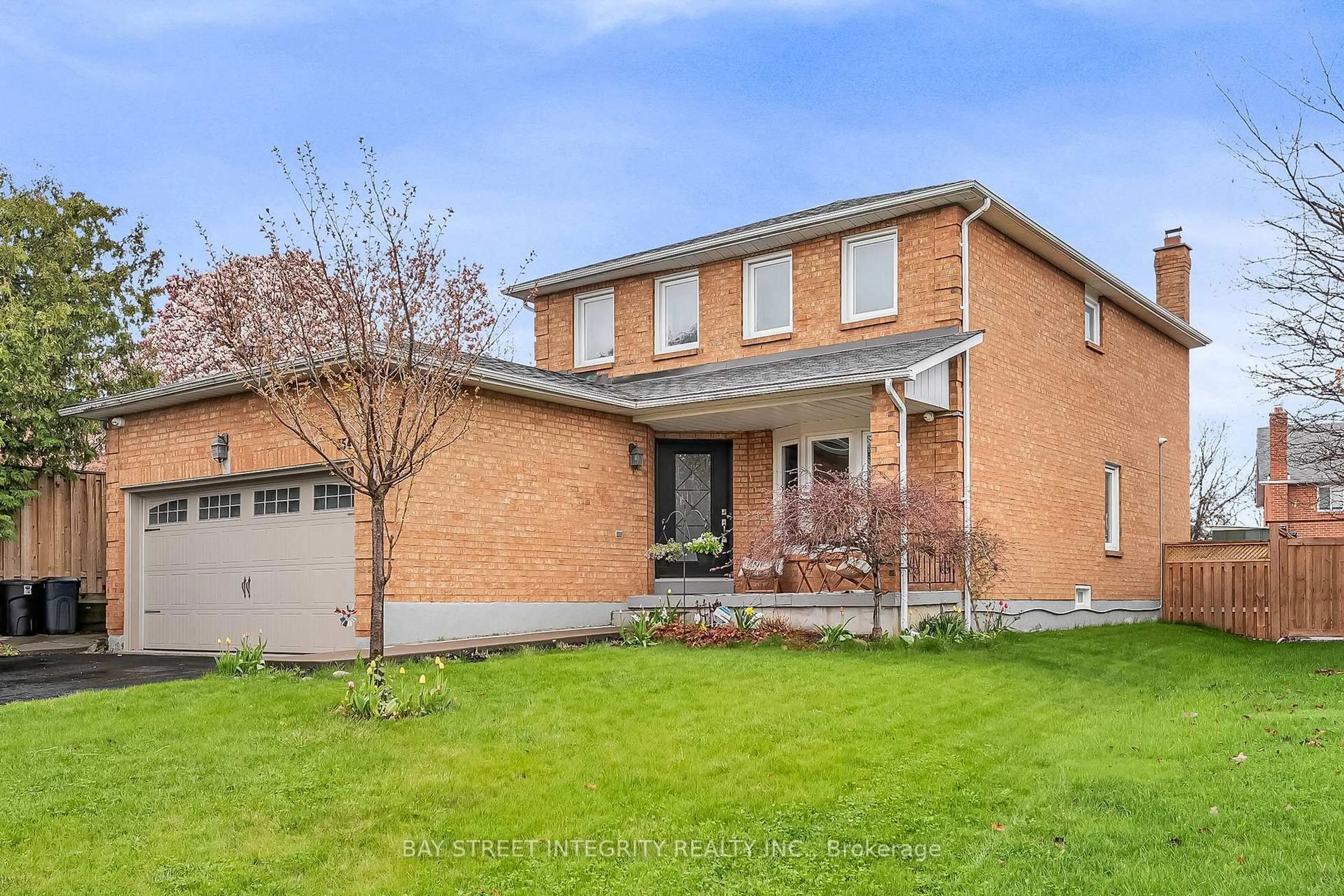 Home with brick exterior material, street for 354 Waterside Cres, Vaughan Ontario L6A 1V4