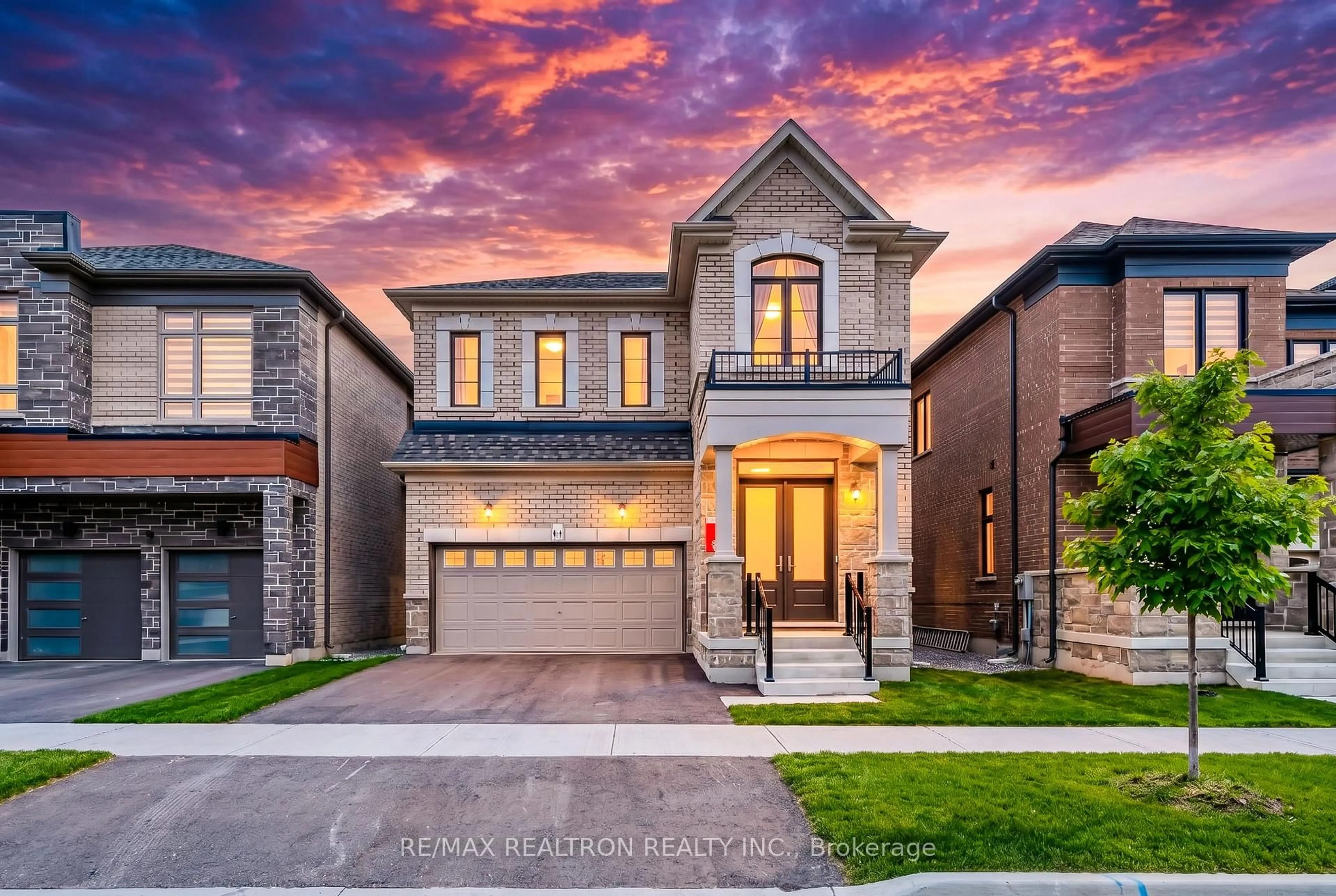 Home with brick exterior material, street for 7 Sweet Gale Cres, Richmond Hill Ontario L4E 1J7