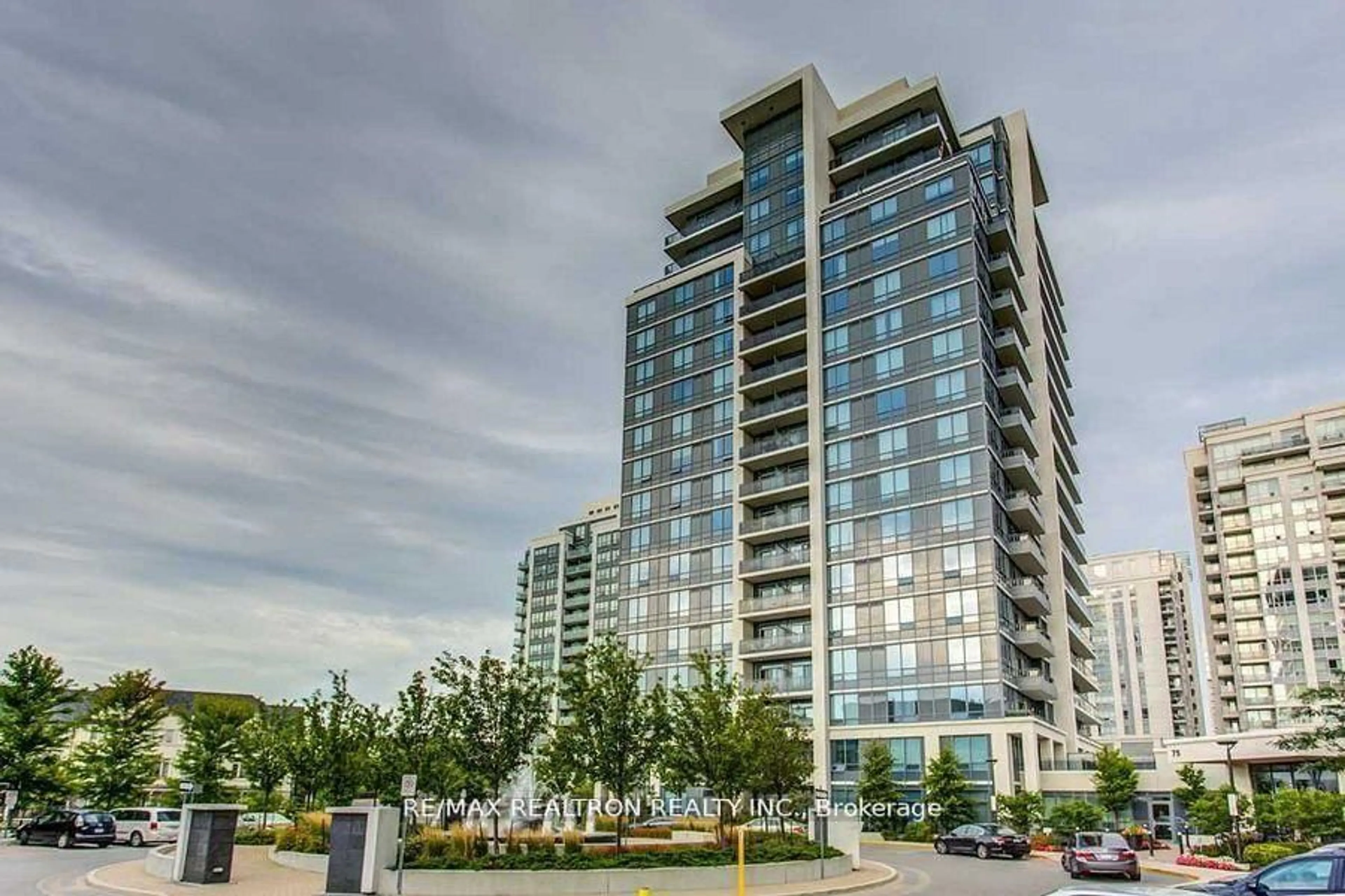 Unknown for 75 North Park Rd #105, Vaughan Ontario L4J 0H8