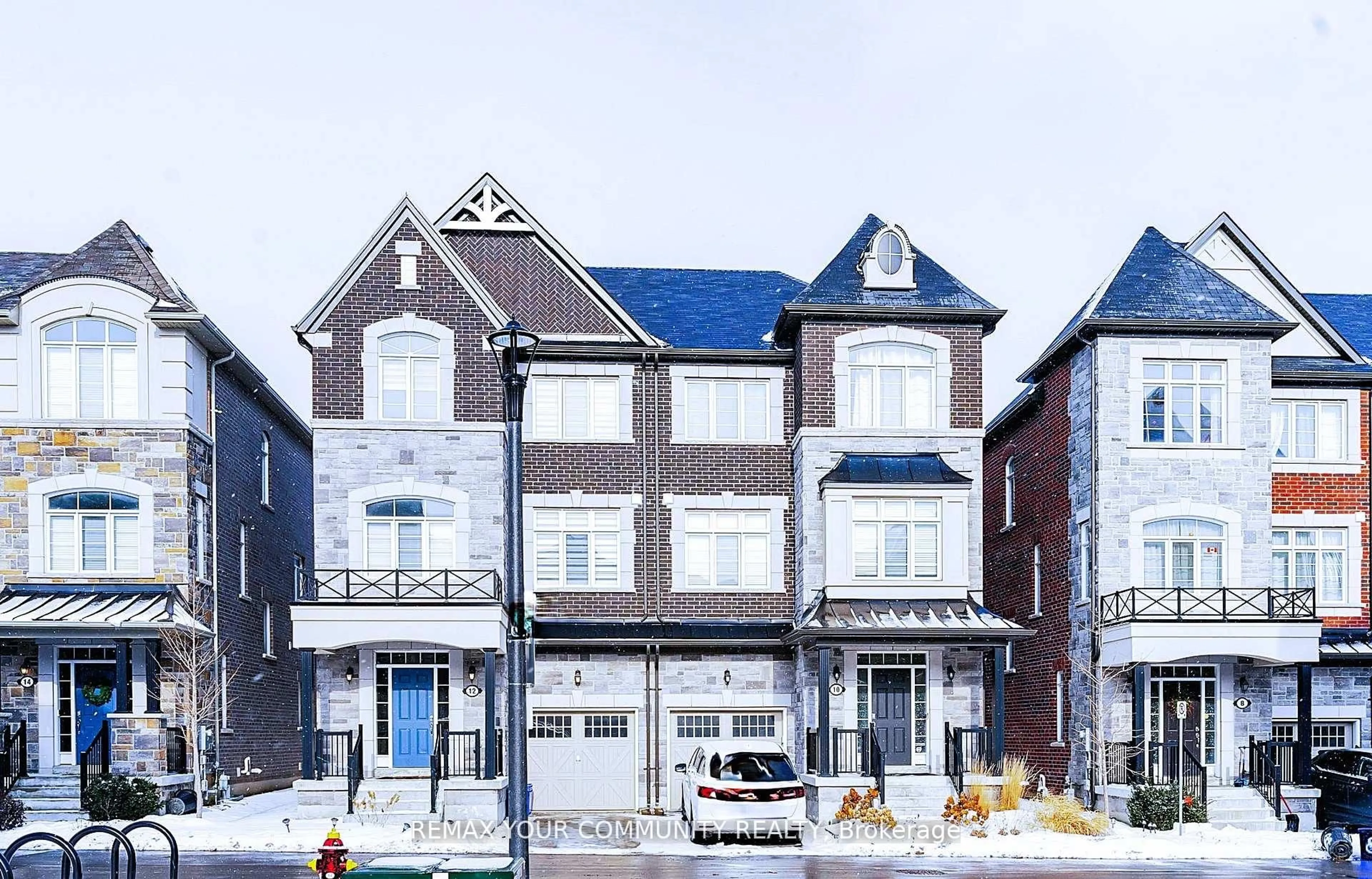 Home with brick exterior material, unknown for 12 Globemaster Lane, Richmond Hill Ontario L4E 1H3