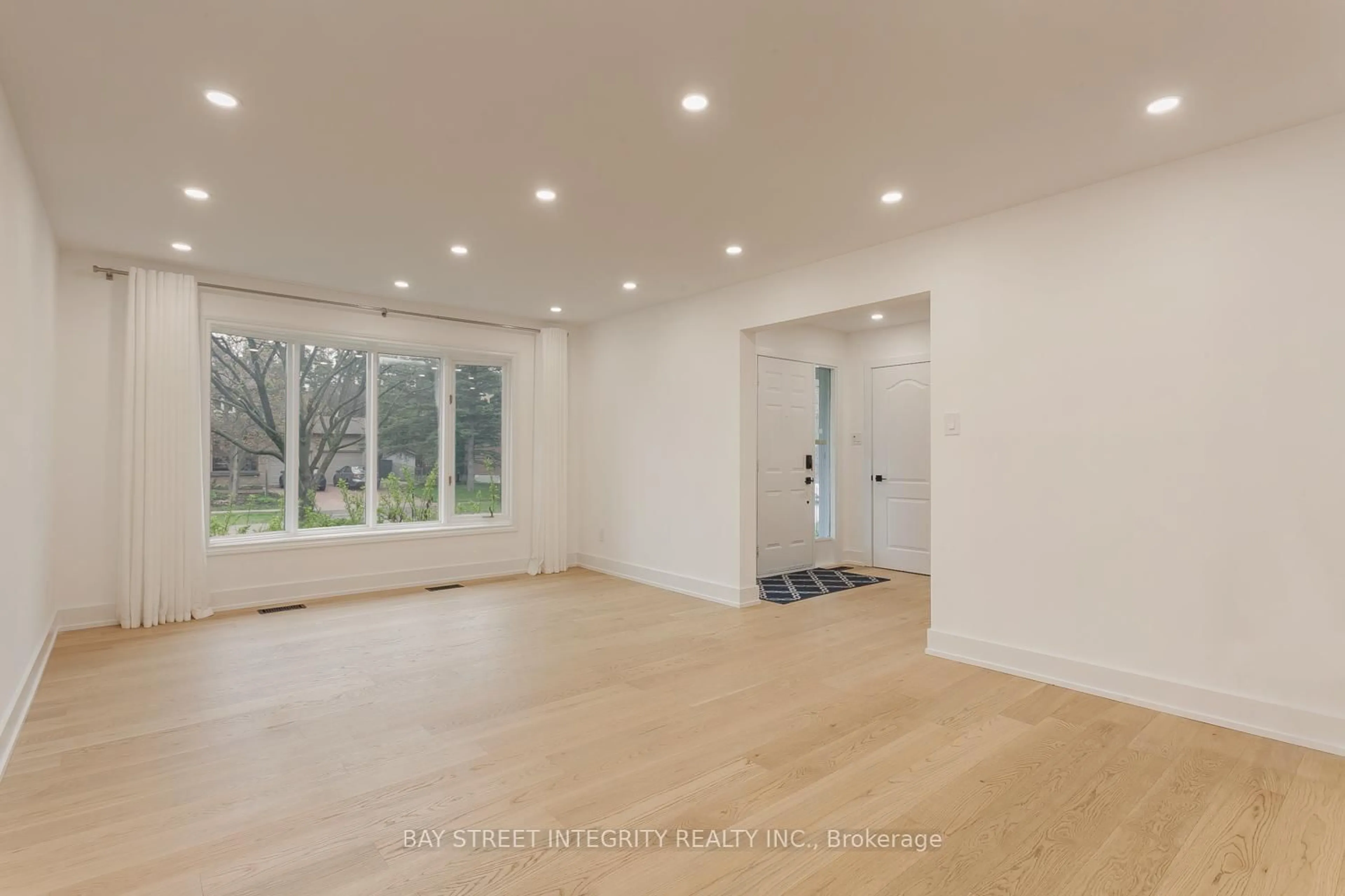 A pic of a room for 133 Coon's Rd, Richmond Hill Ontario L4E 2M9
