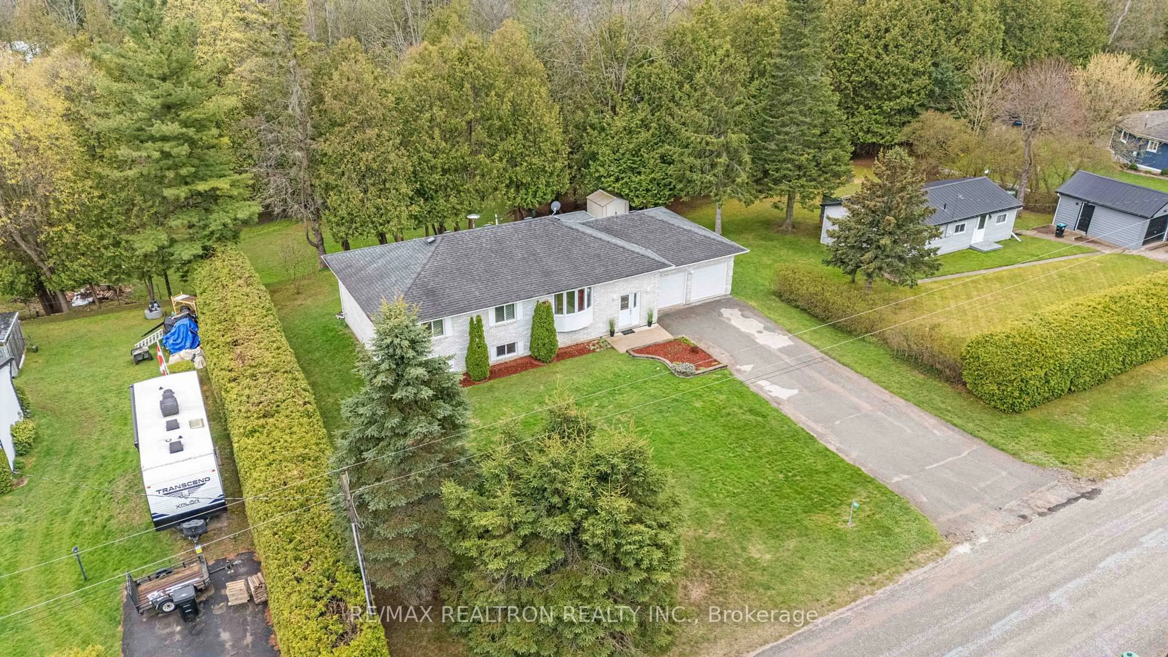 A pic from outside/outdoor area/front of a property/back of a property/a pic from drone, street for 8977 Boyne River Rd, Adjala-Tosorontio Ontario L0M 1J0