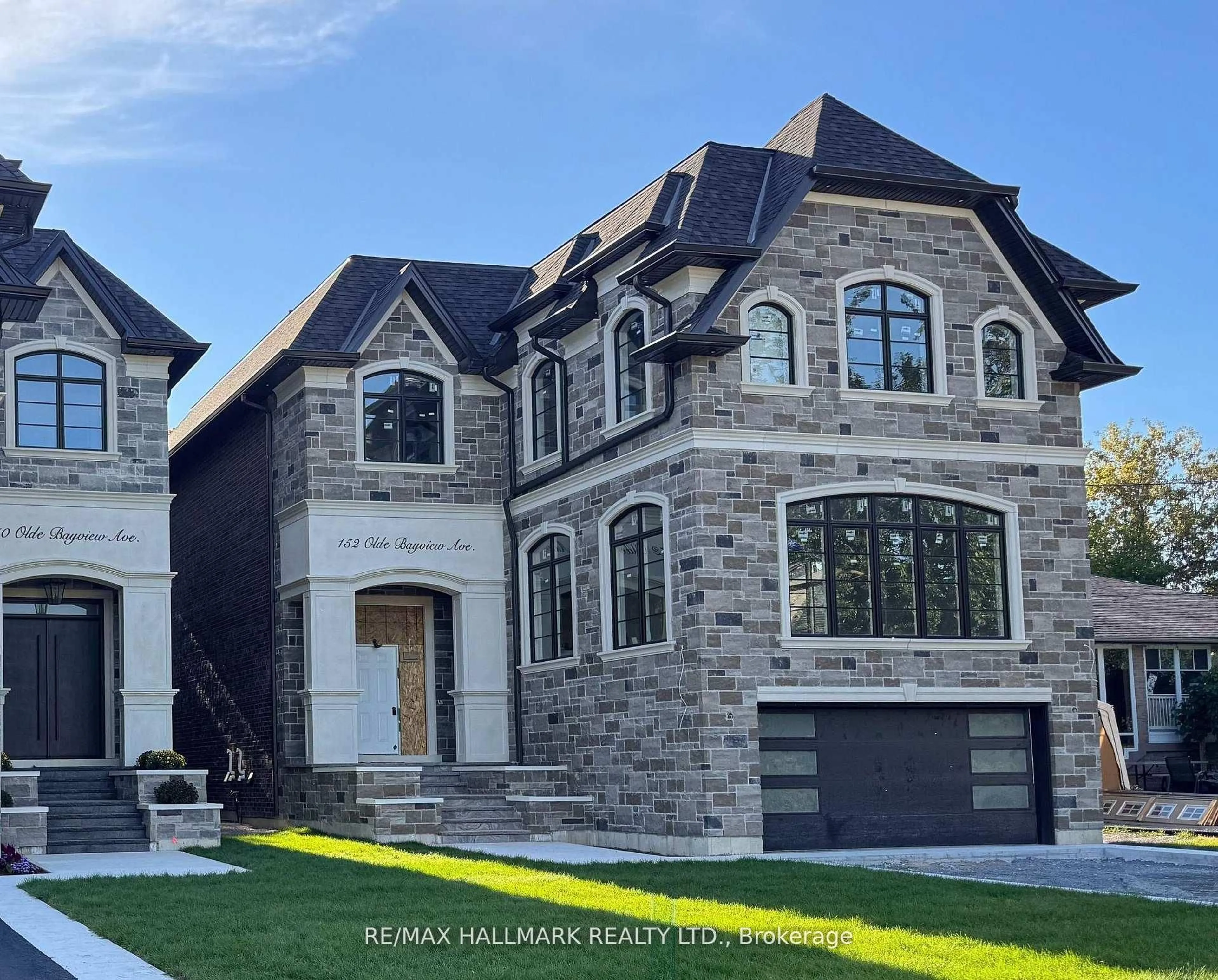 Home with brick exterior material, street for 152 Olde Bayview Ave, Richmond Hill Ontario L4E 3C6