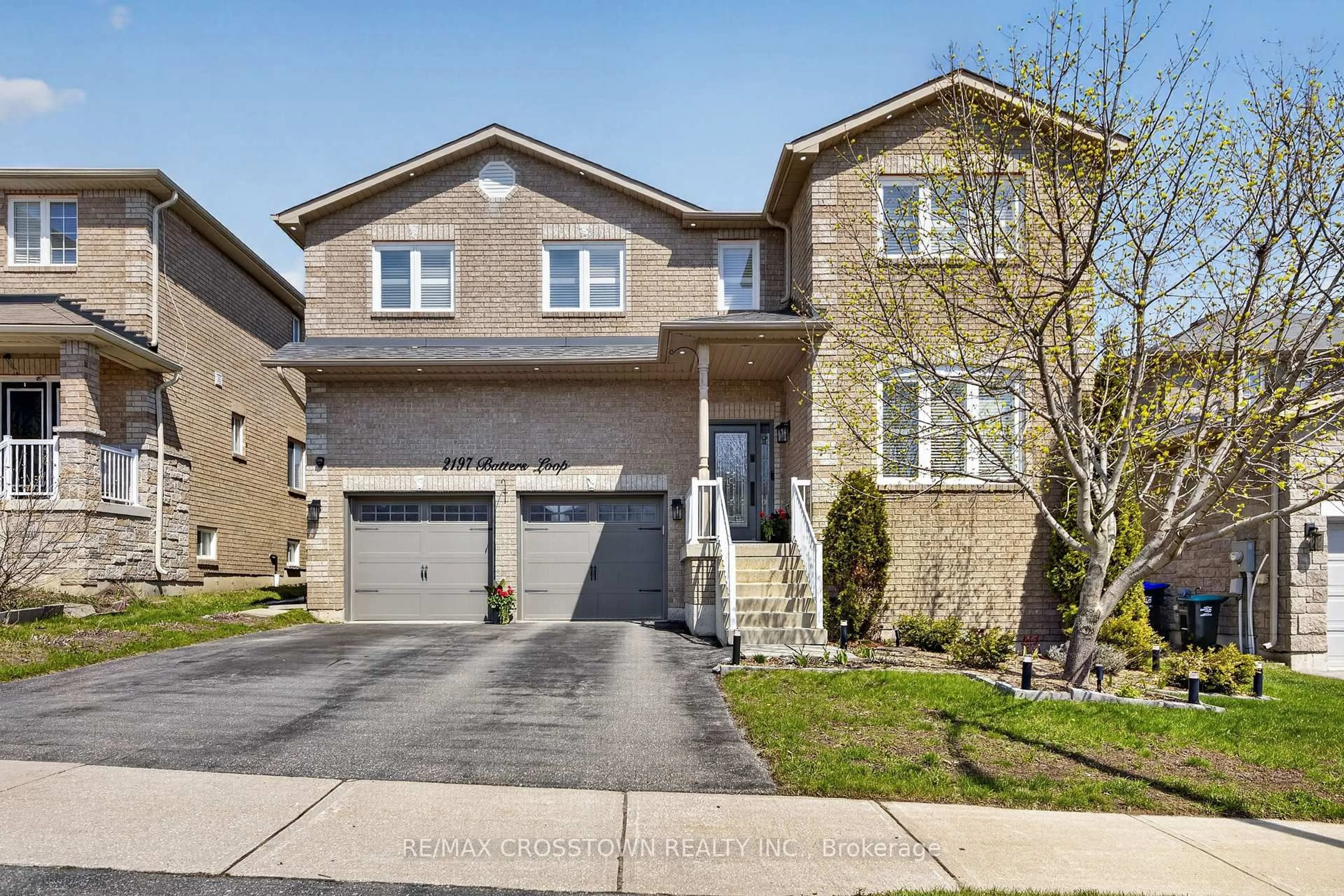 Home with brick exterior material, street for 2197 Batters Loop, Innisfil Ontario L9S 0C9