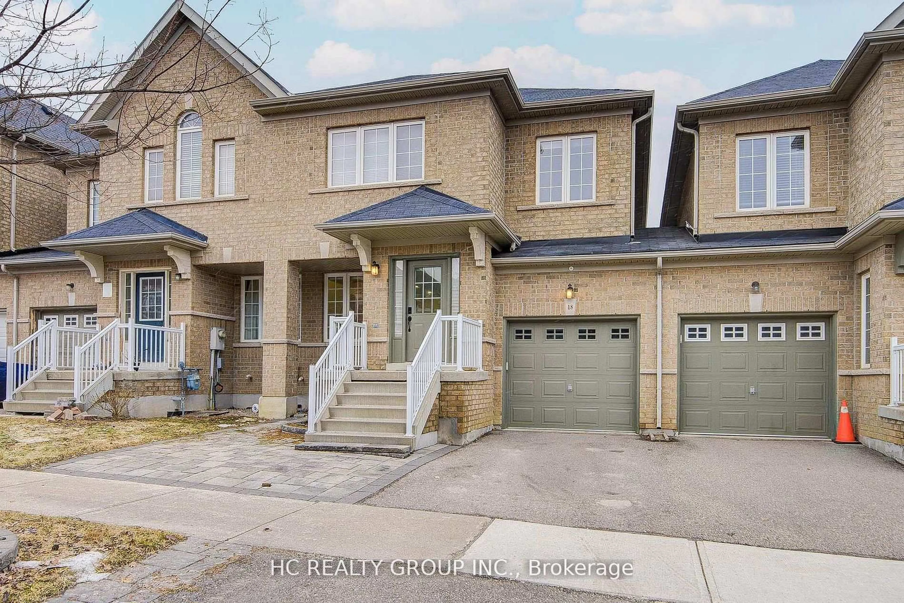 Home with brick exterior material, street for 18 QUATTRO Ave, Richmond Hill Ontario L4E 0S5