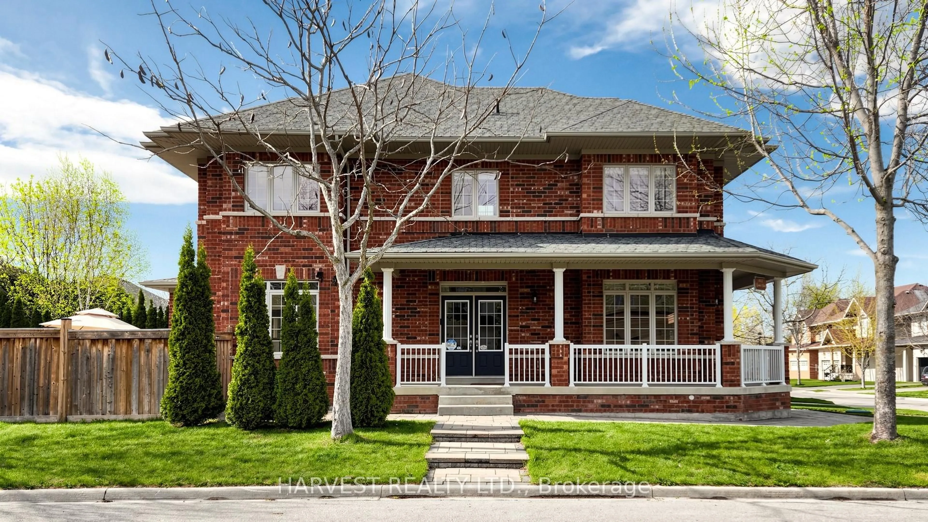 Home with brick exterior material, street for 1112 Quaker Tr, Newmarket Ontario L3X 3E2