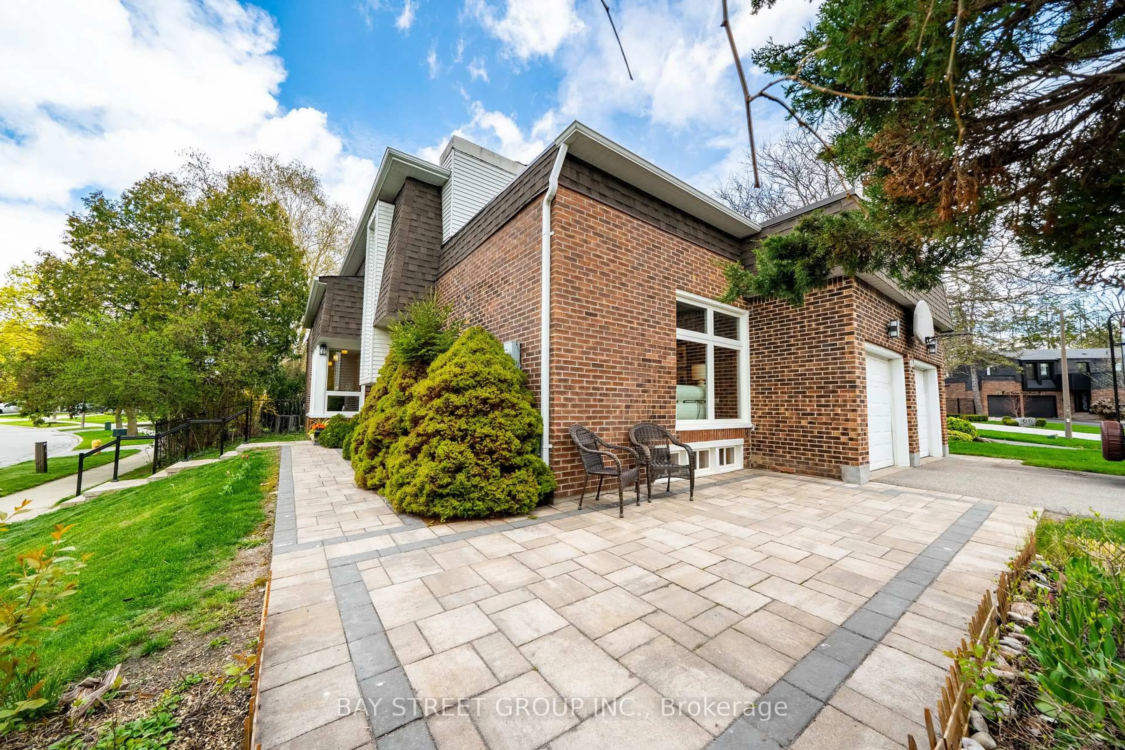 Home with brick exterior material, street for 62 Captain Rolph Crt, Markham Ontario L3P 3K9