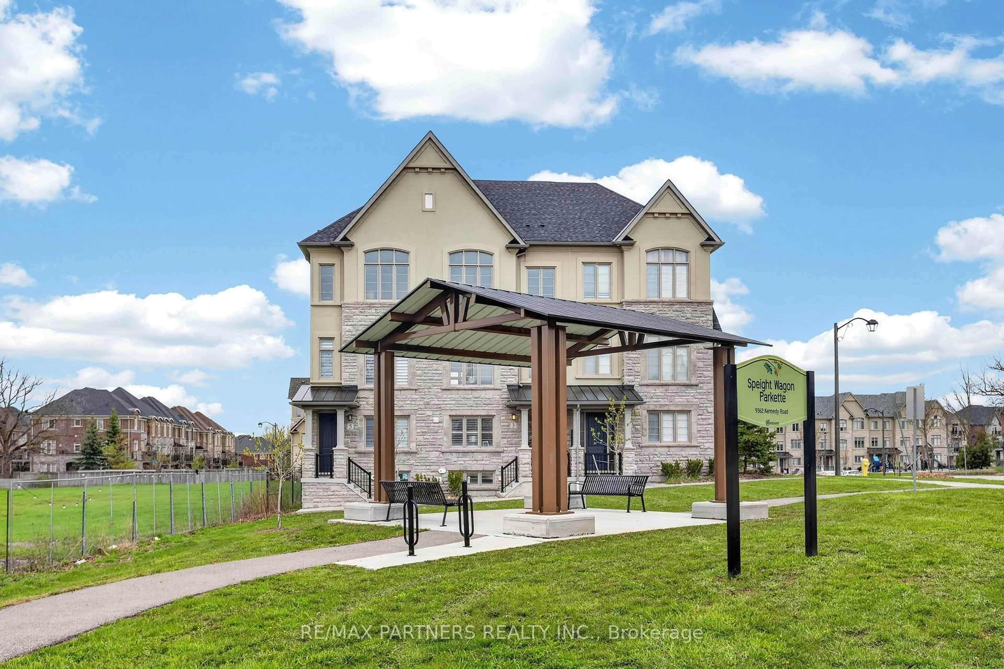 Unknown for 3 Fernhill Lane, Markham Ontario L6C 0Y5
