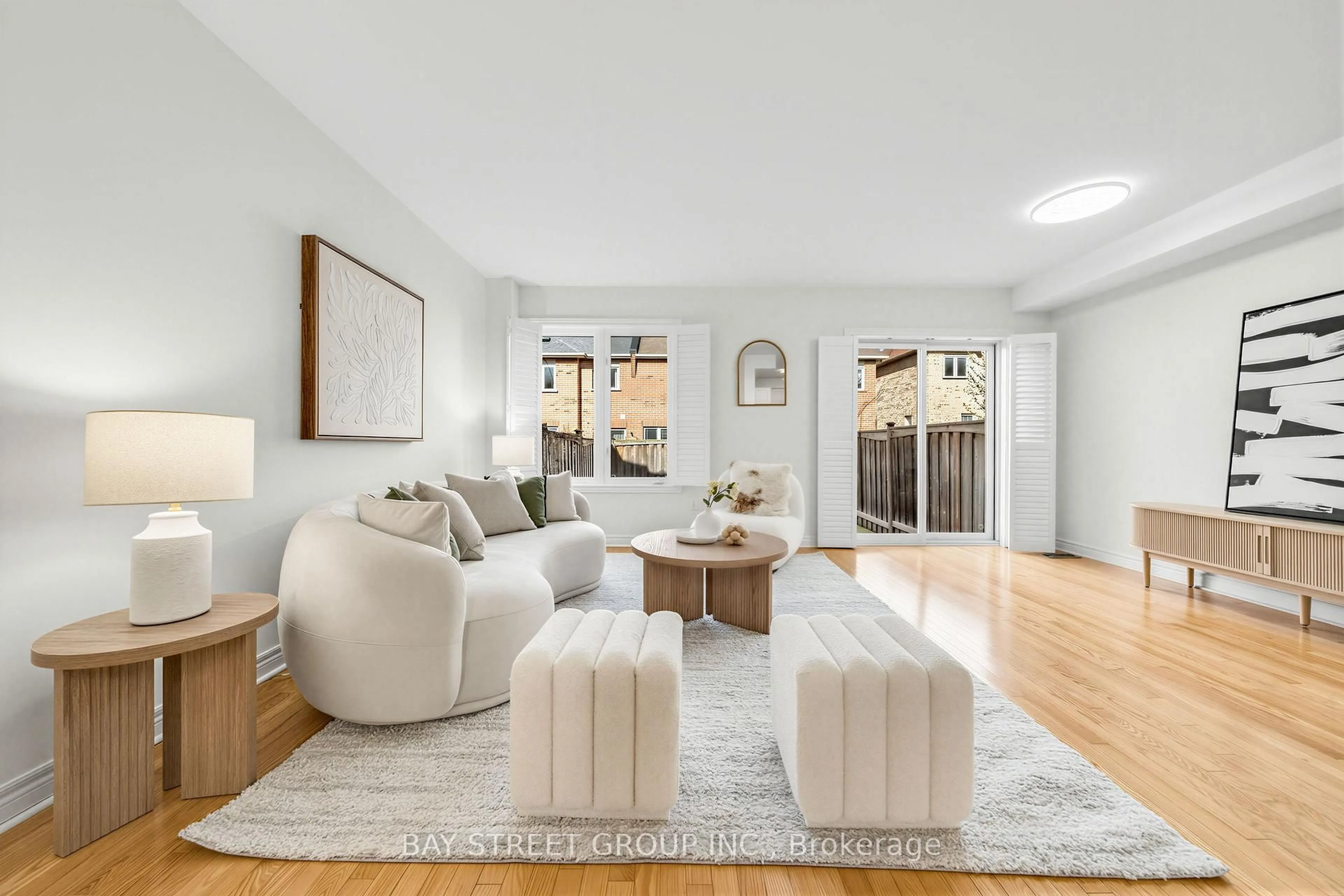 Living room with furniture, unknown for 96 Goode St, Richmond Hill Ontario L4S 2T6