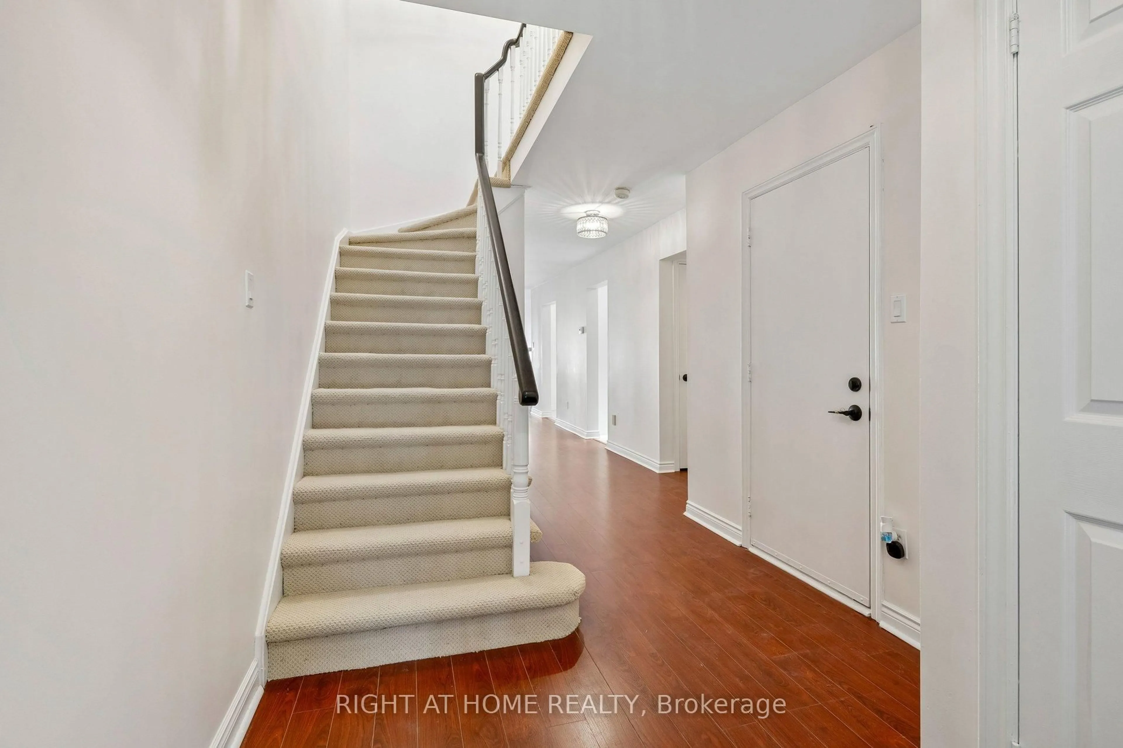 Unknown for 80 Wetherby Circ, Markham Ontario L3T 7R8