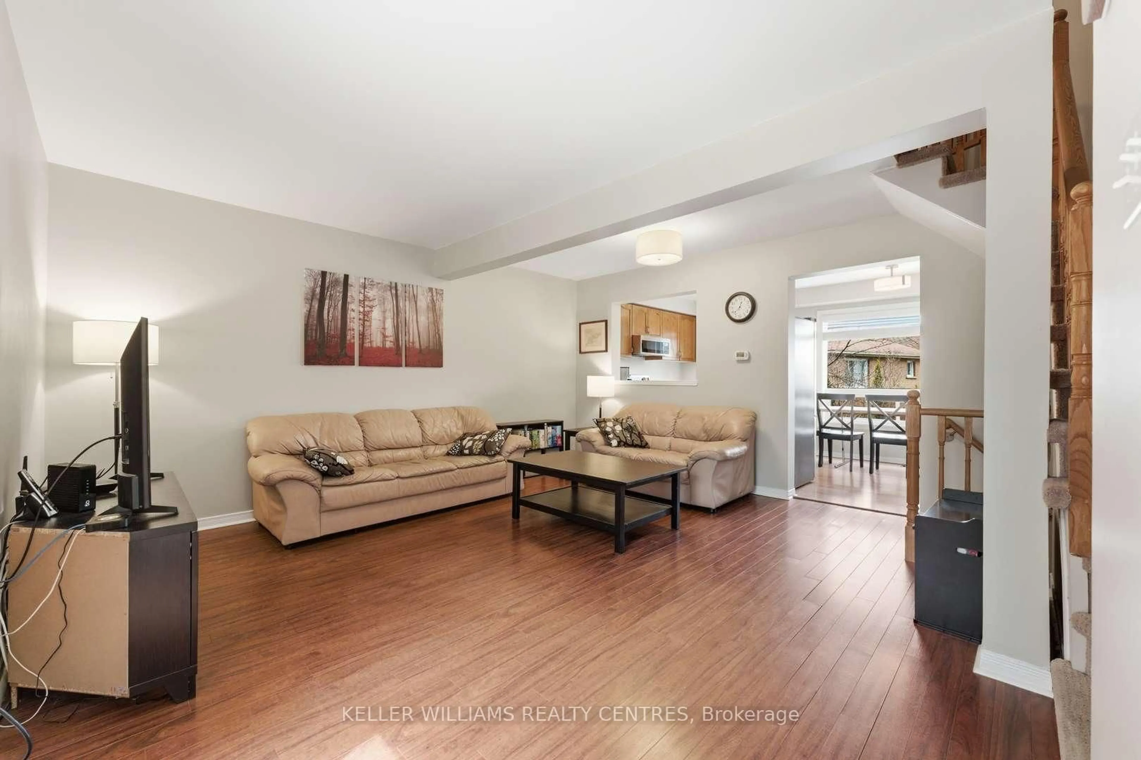 Living room with furniture, unknown for 22 Ross Linton Dr, Aurora Ontario L4G 6T3