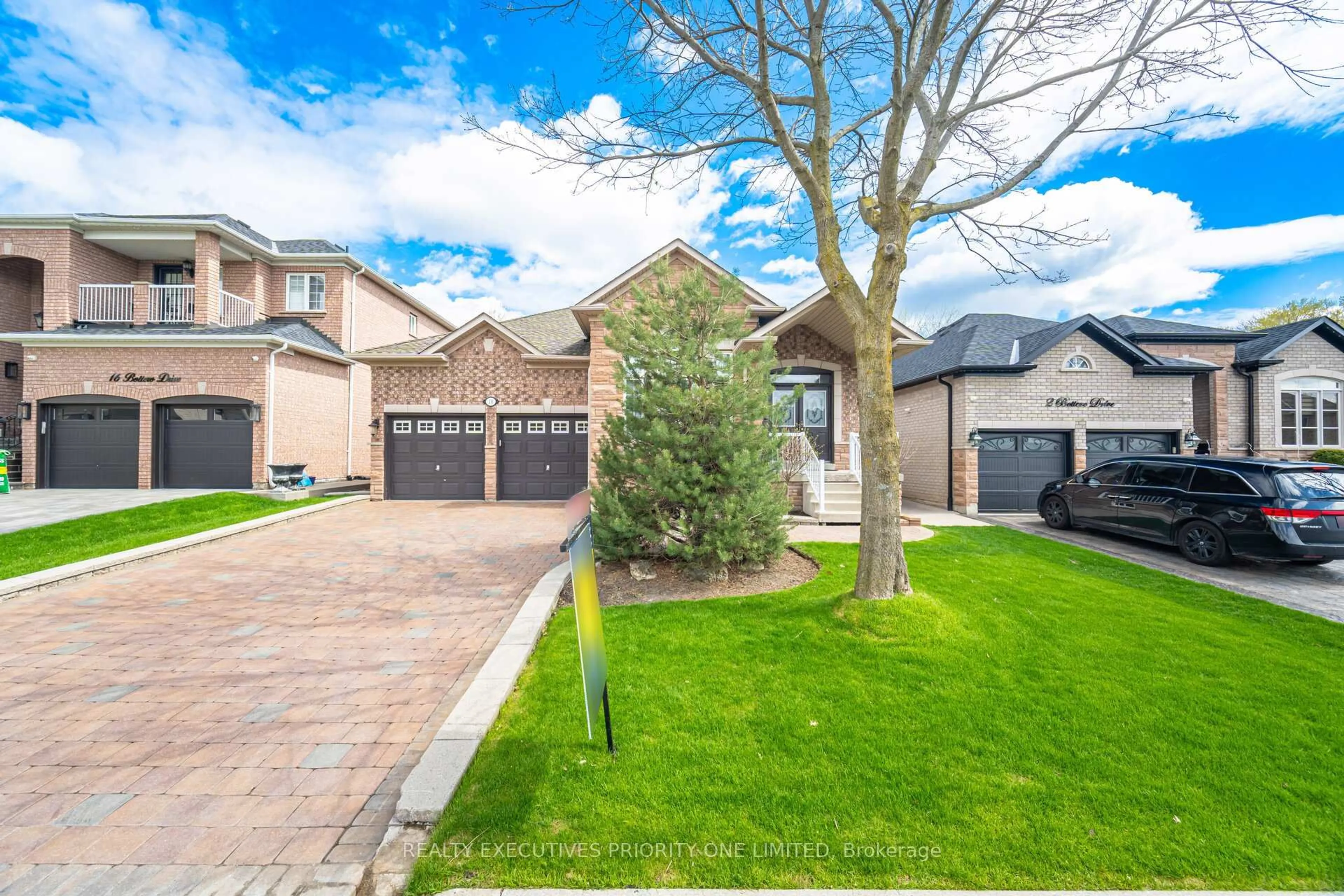 Unknown for 10 Bottero Dr, Vaughan Ontario L6A 3T8