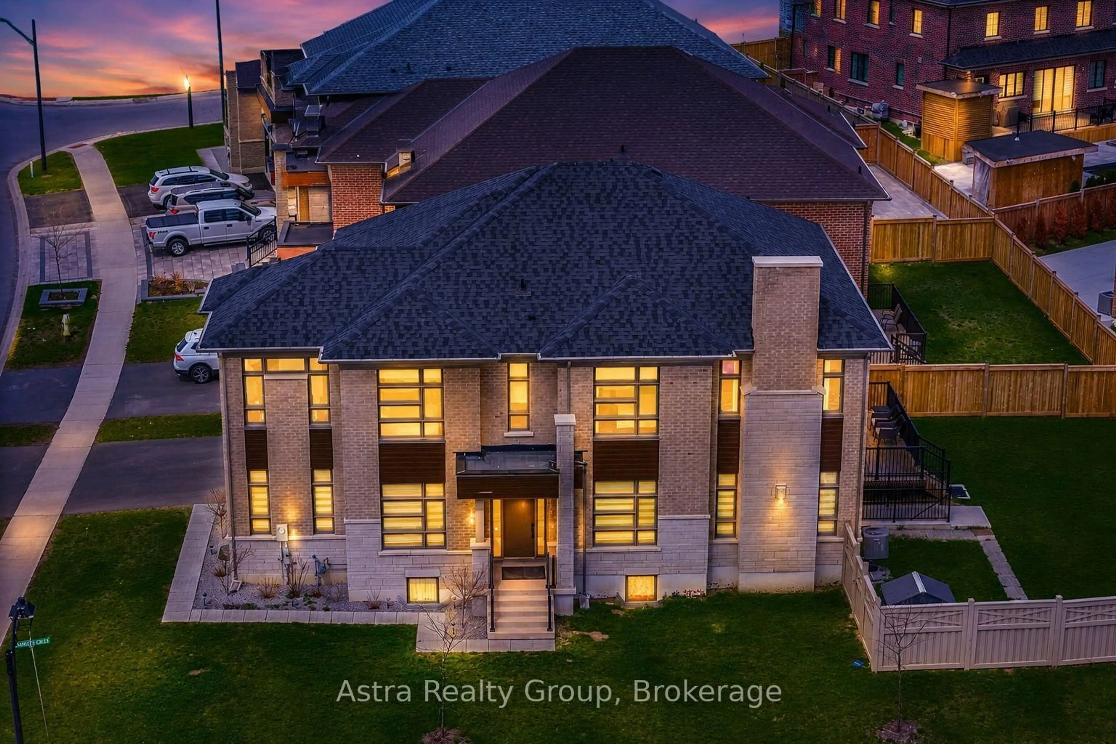 A pic from outside/outdoor area/front of a property/back of a property/a pic from drone, building for 143 Ballantyne Blvd, Vaughan Ontario L3L 0E6