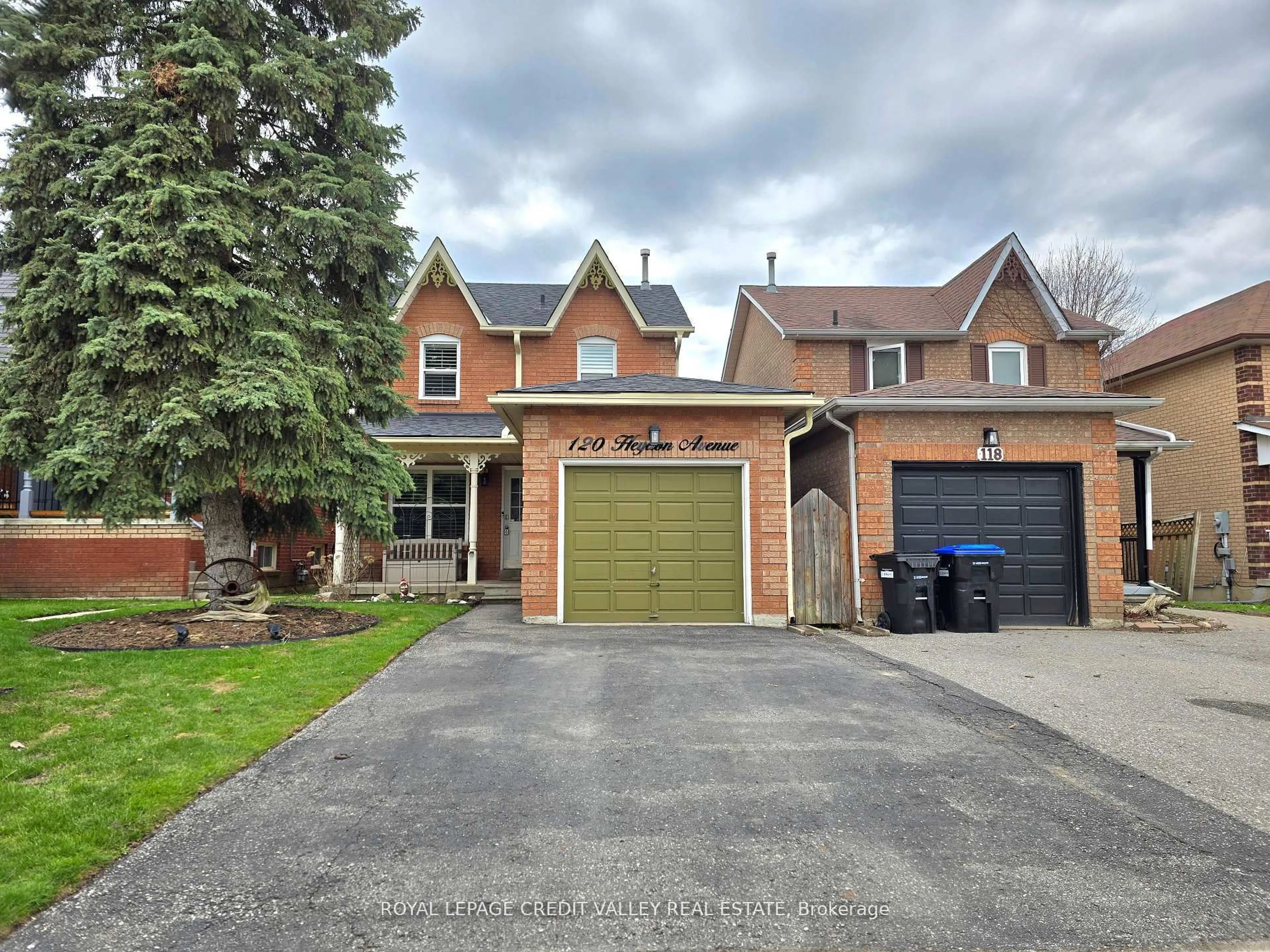 Home with brick exterior material, street for 120 Heydon Ave, New Tecumseth Ontario L9R 1N6