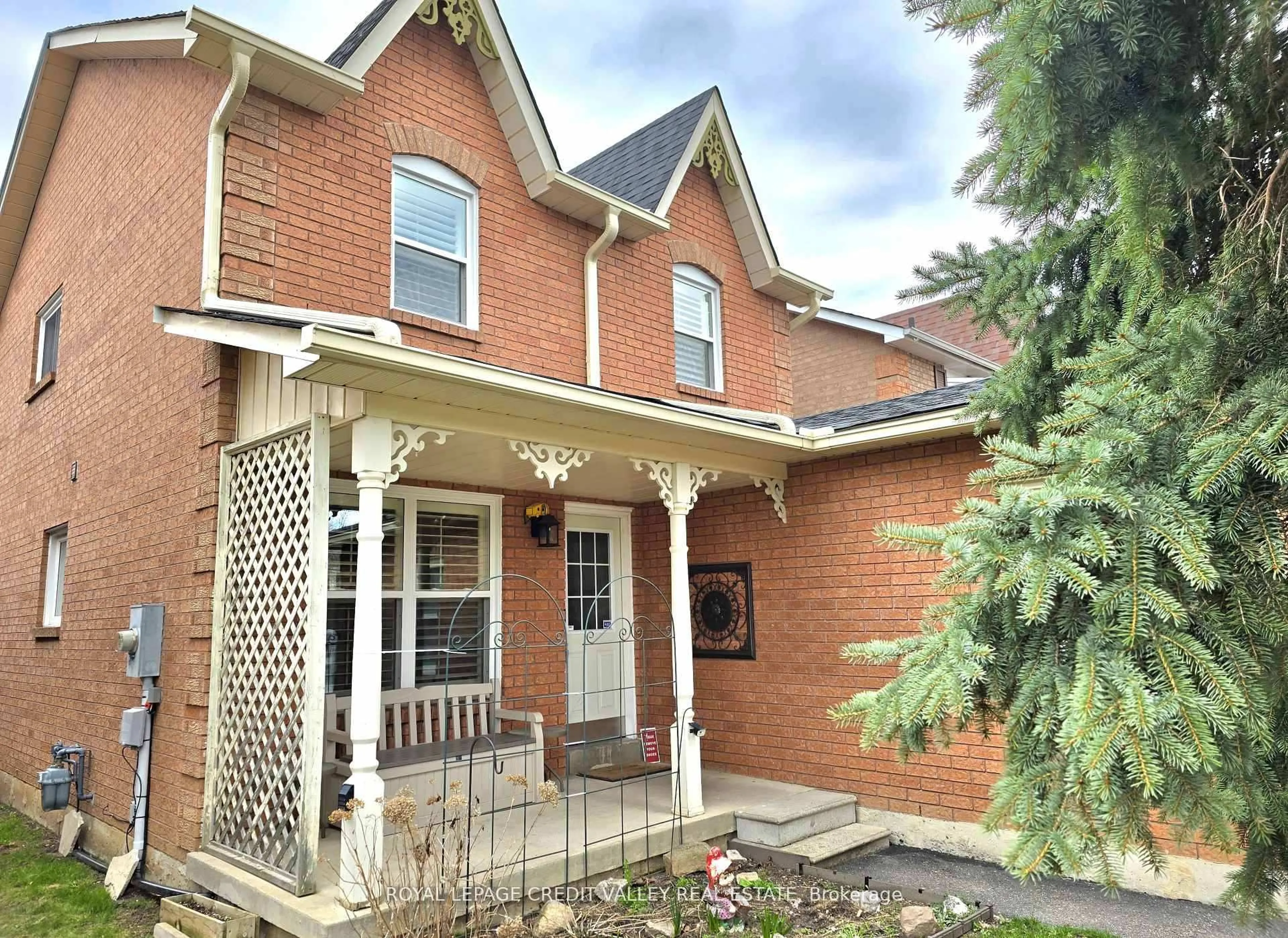 Home with brick exterior material, street for 120 Heydon Ave, New Tecumseth Ontario L9R 1N6