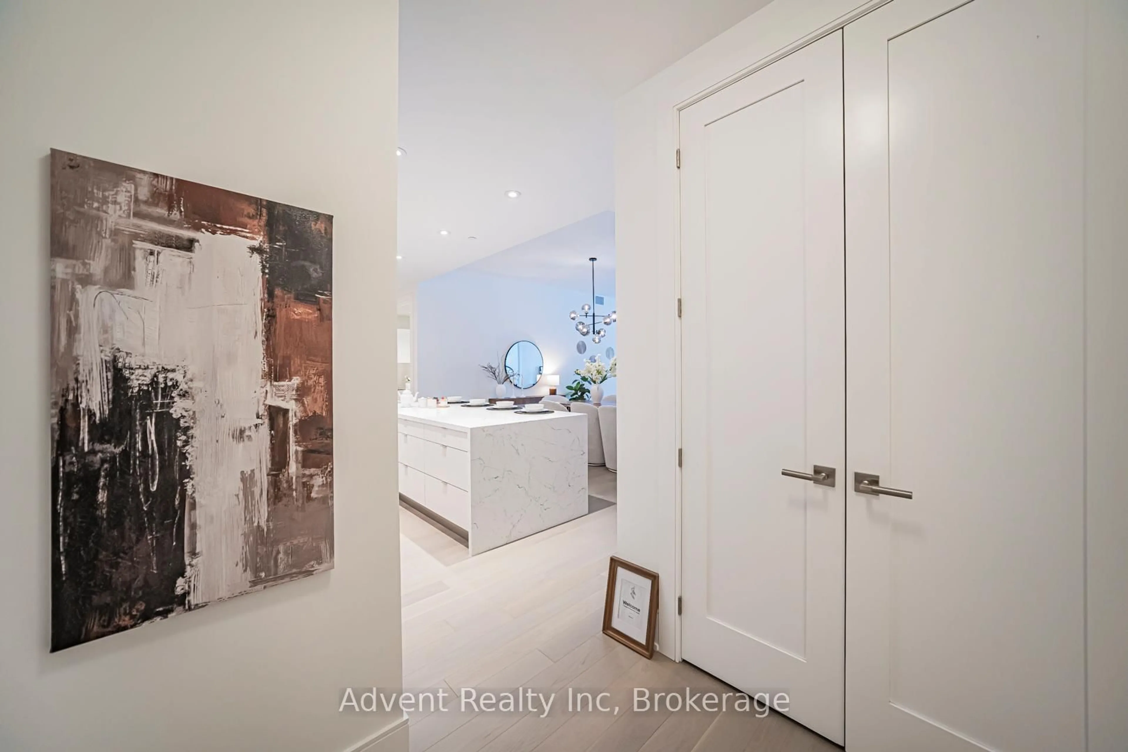 Contemporary bathroom, ceramic/tile floor for 397 Royal Orchard Blvd #103, Markham Ontario L3T 0H3