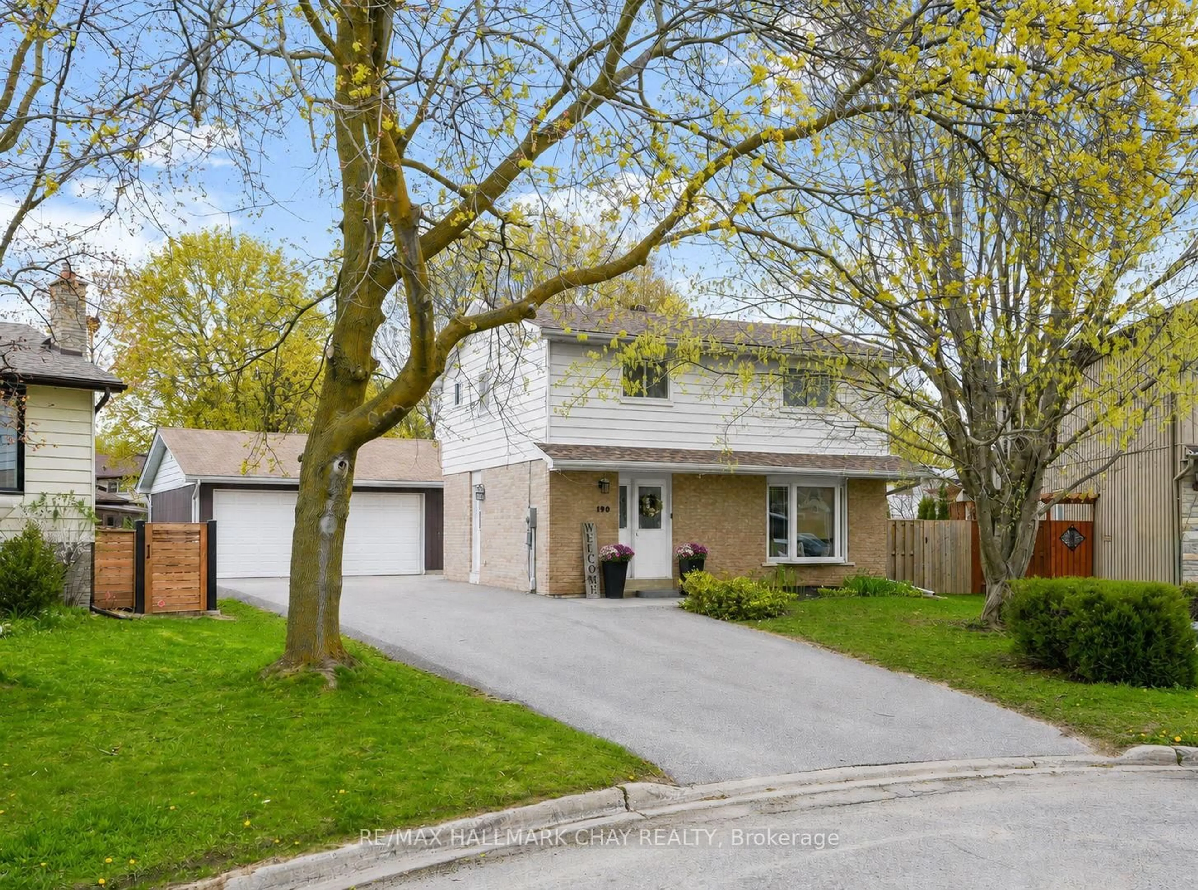Unknown for 190 Mackenzie St, New Tecumseth Ontario L9R 1B8