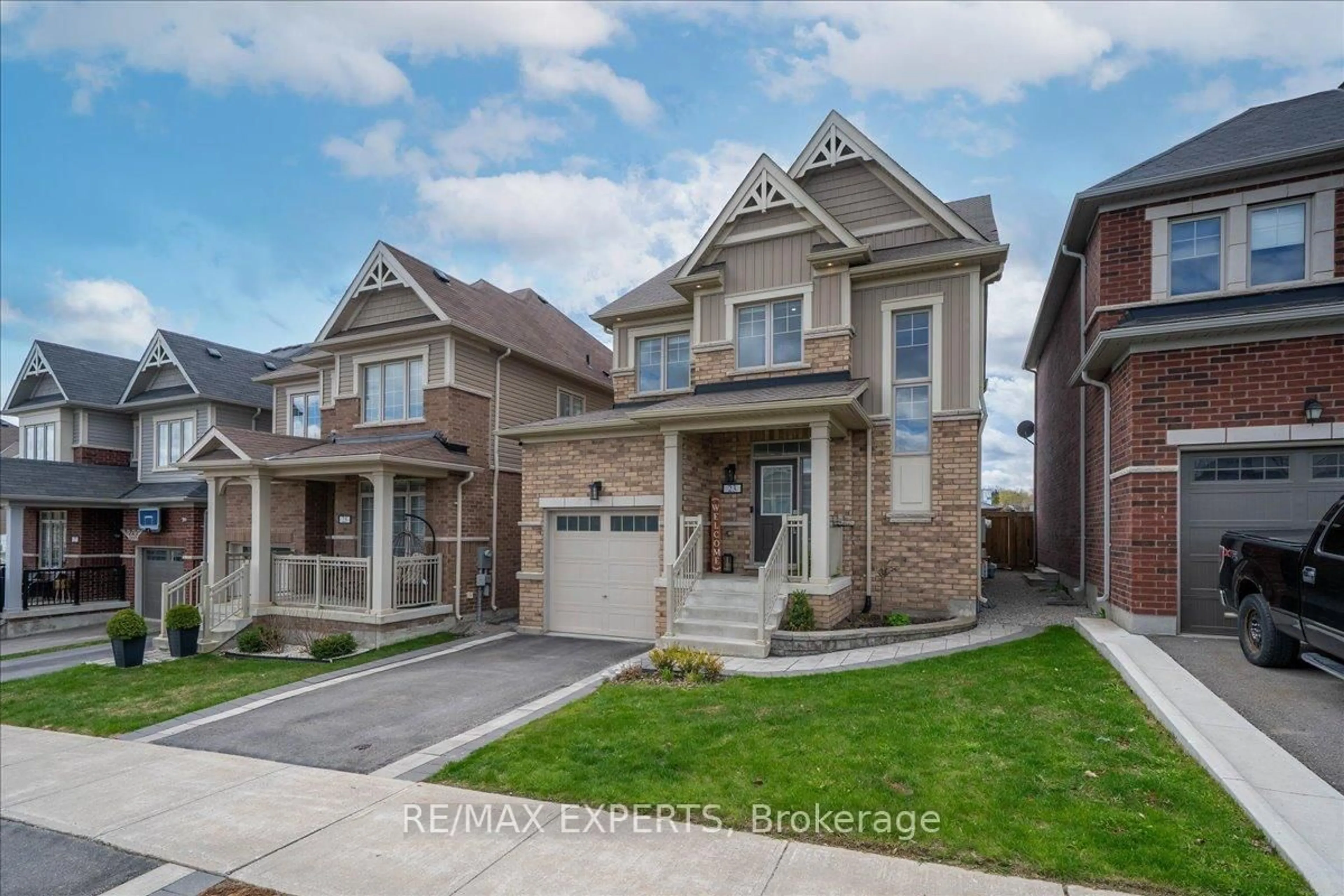Home with brick exterior material, street for 23 Stych St, New Tecumseth Ontario L0G 1W0