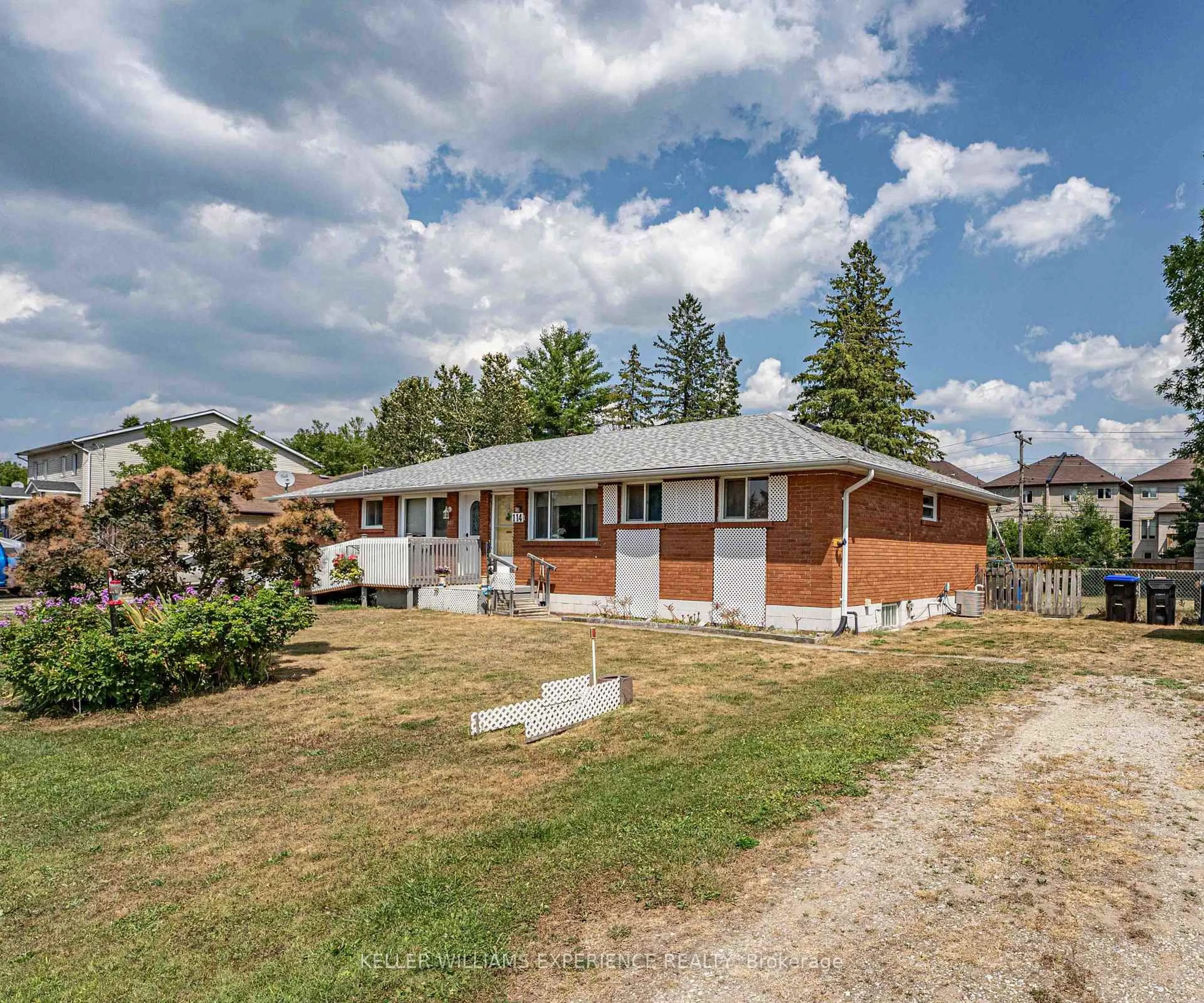 A pic from outside/outdoor area/front of a property/back of a property/a pic from drone, street for 114 Malcolm St, Essa Ontario L0M 1B0
