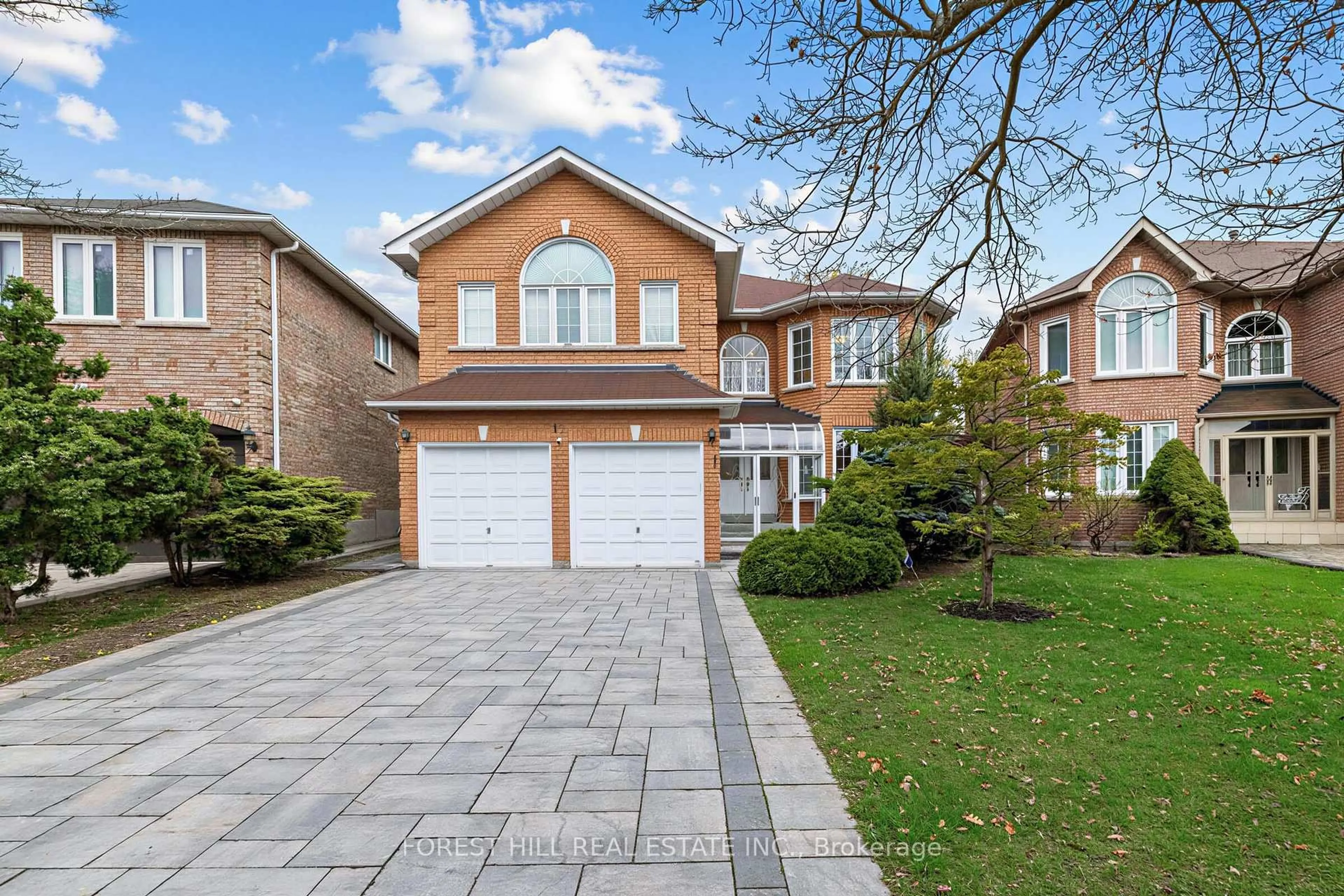 Home with brick exterior material, street for 17 Lady Lynn Cres, Richmond Hill Ontario L4B 3V5