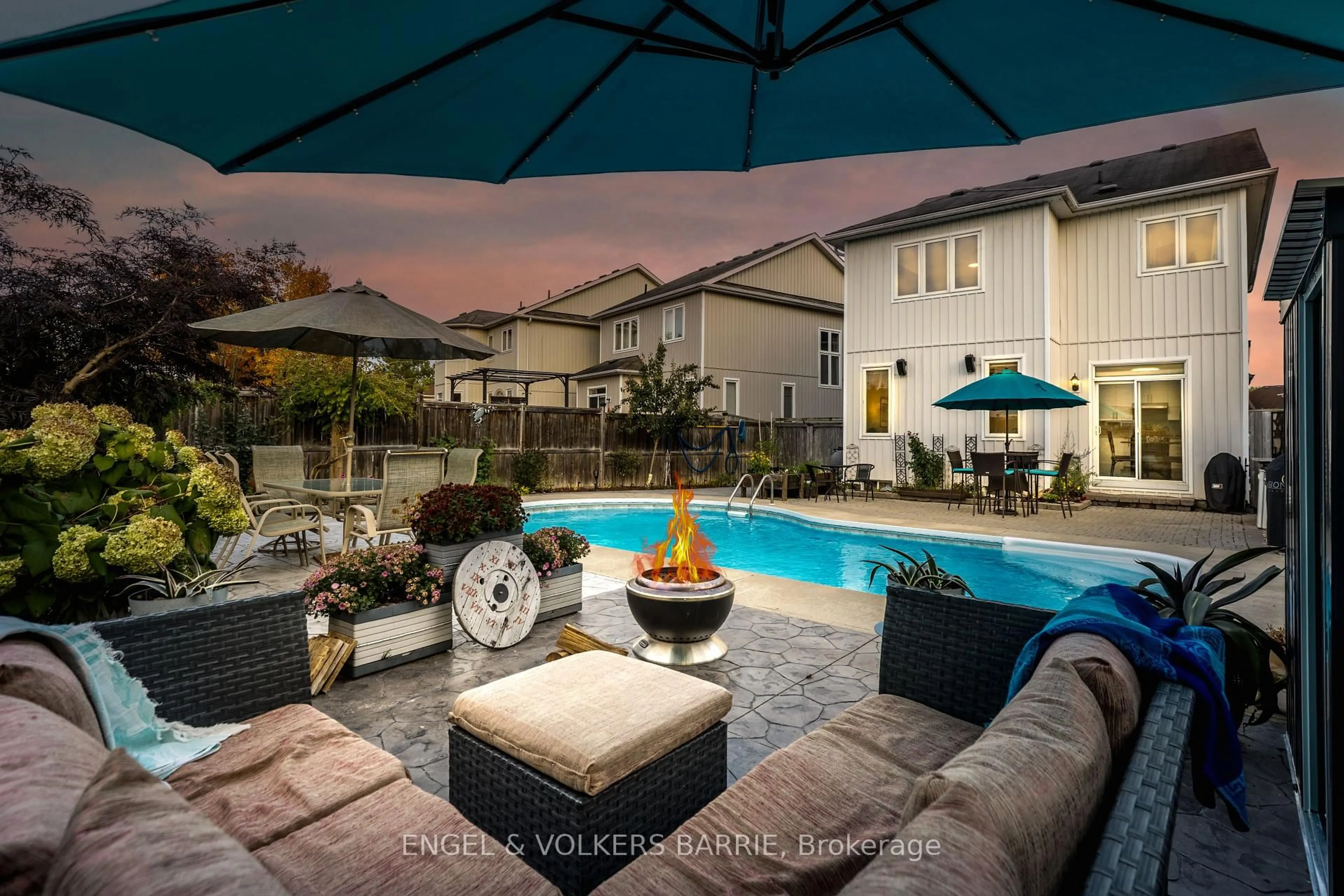 Patio, water/lake/river/ocean view for 24 Legion Way, Essa Ontario L3W 0M7