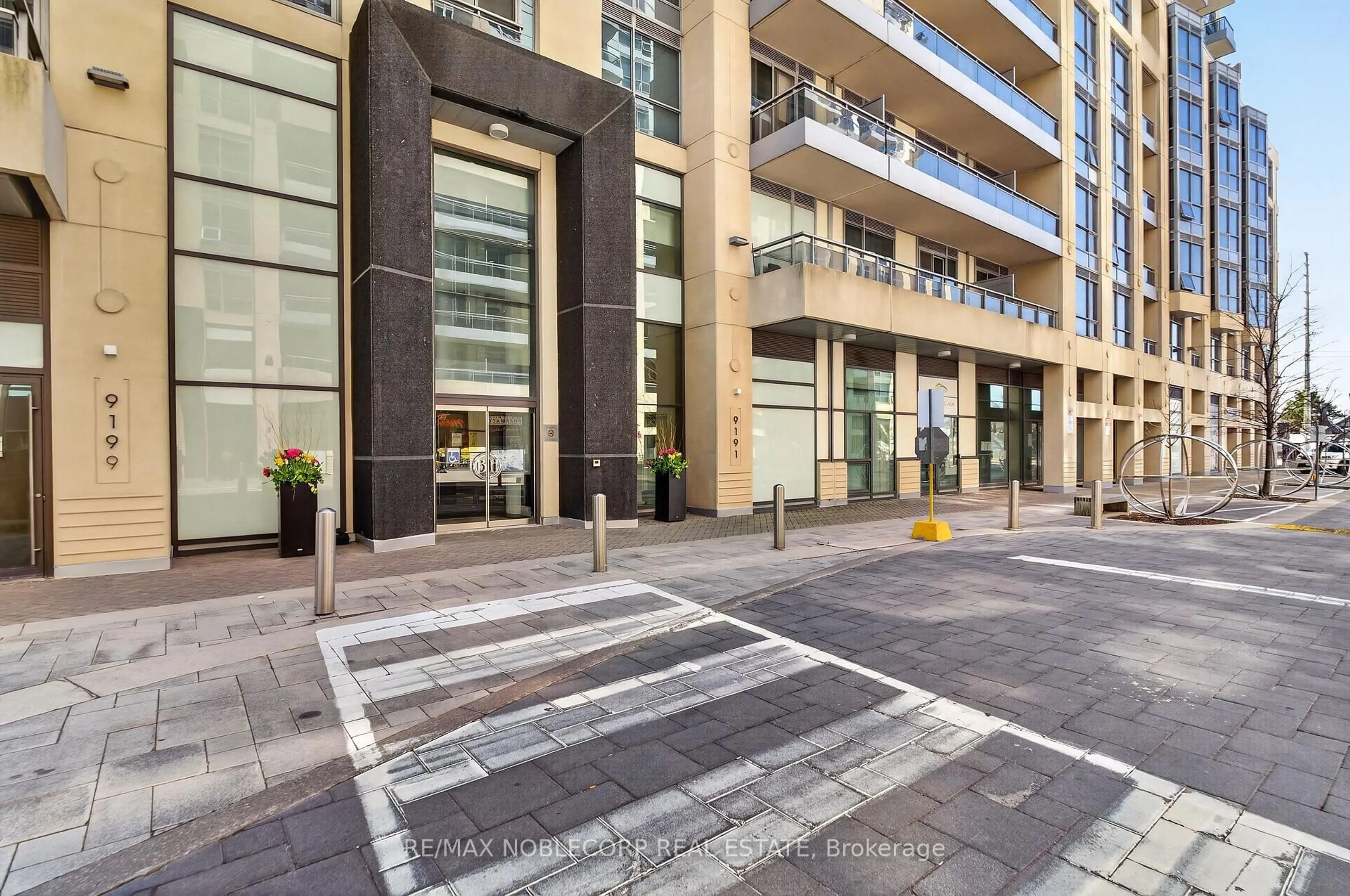 Unknown for 9199 Yonge St #102SE, Richmond Hill Ontario L4C 1H7