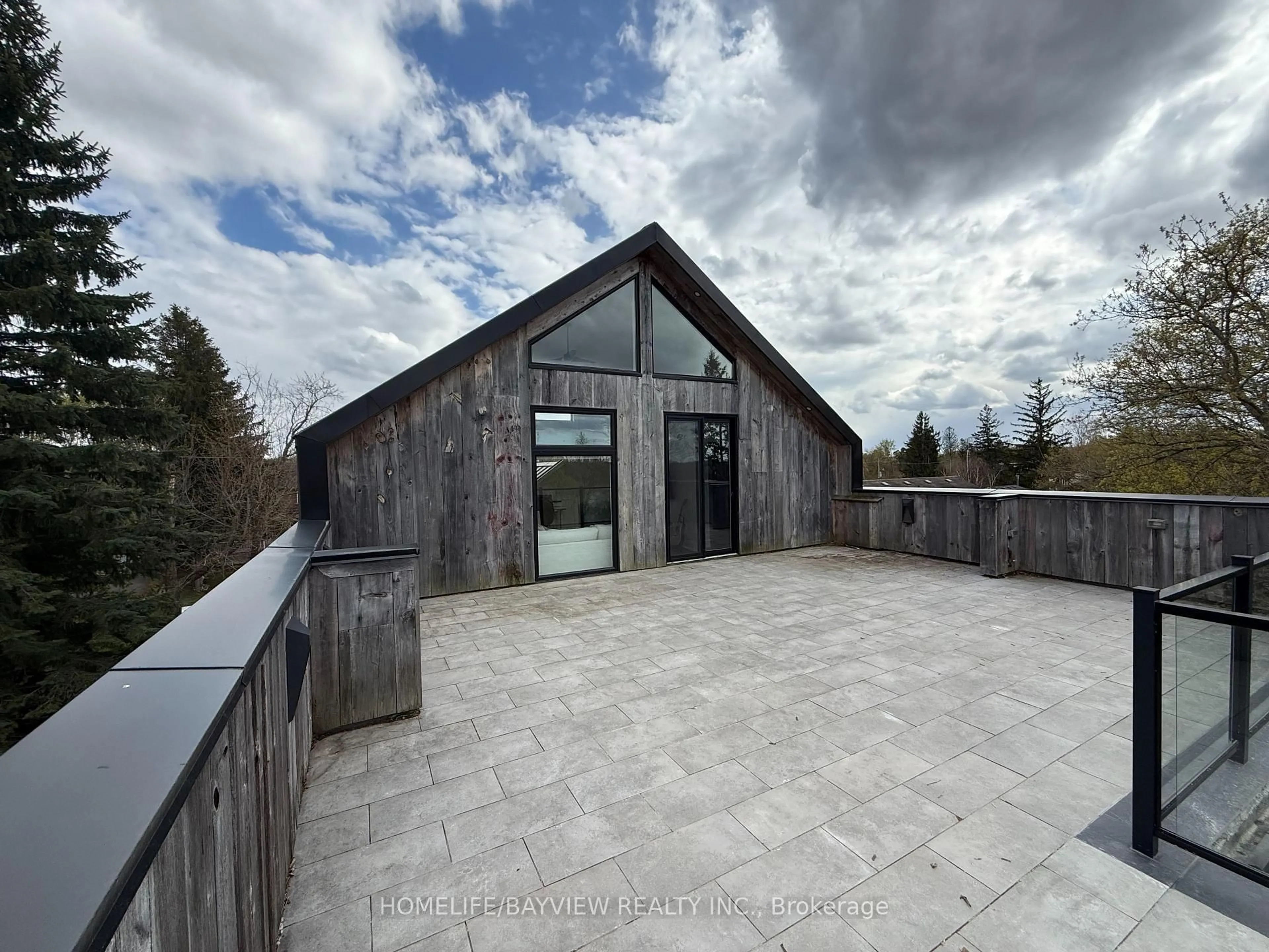 Unknown for 16 Windsor Dr, Whitchurch-Stouffville Ontario L4A 7X3