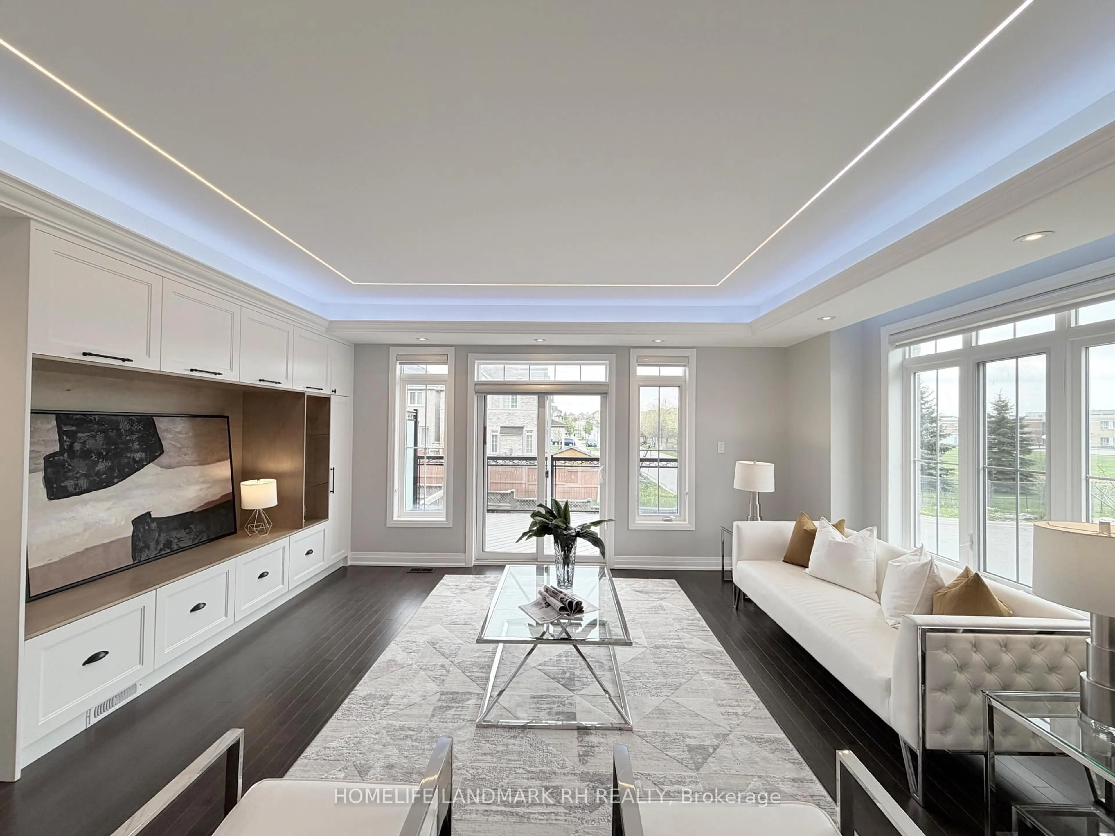 Unknown for 11 Lorne Glen St, Markham Ontario L6C 0Z4