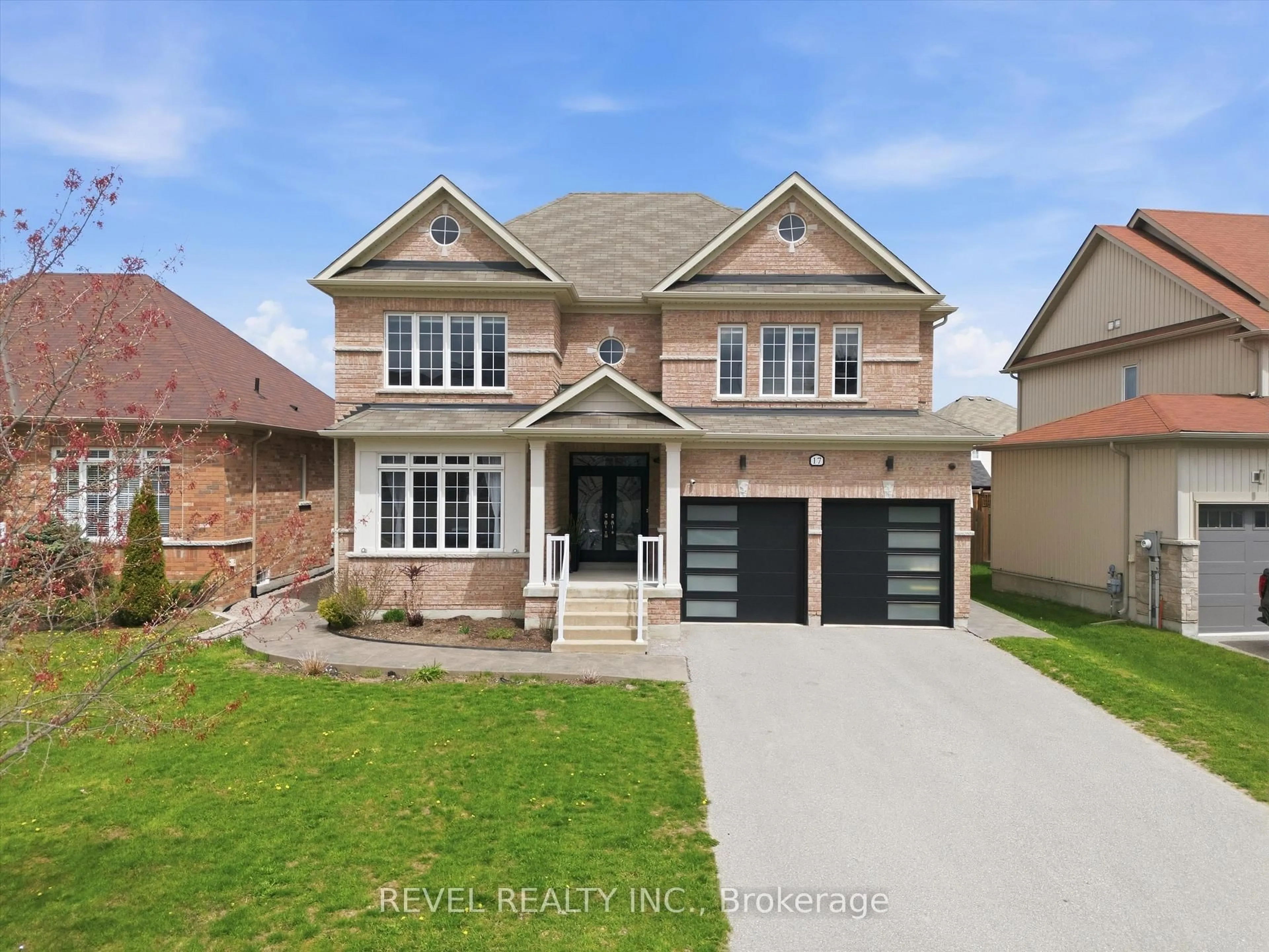 Home with brick exterior material, street for 17 Mount Cres, Essa Ontario L3W 0N4