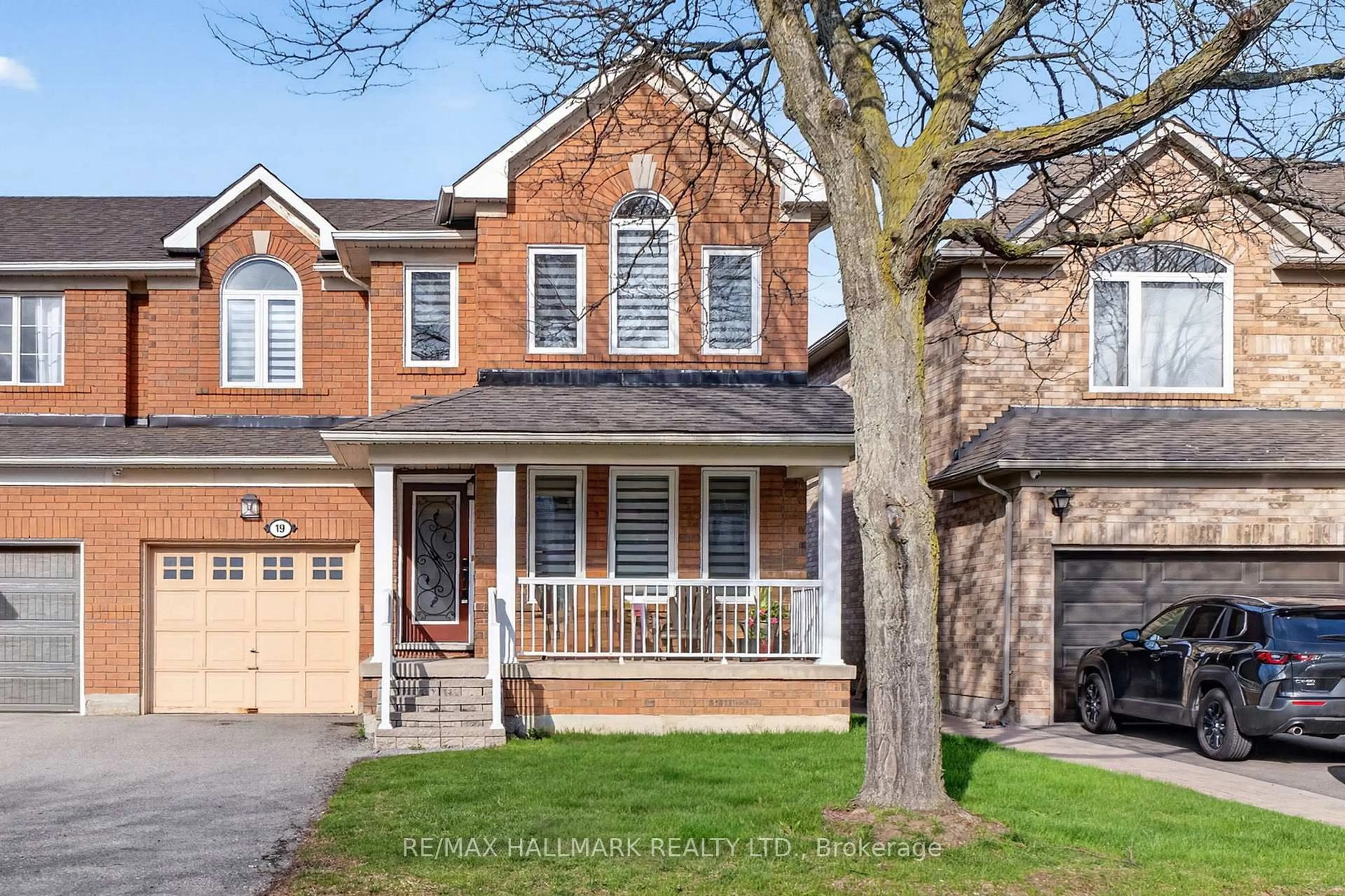 Home with brick exterior material, street for 19 Gully Lane, Vaughan Ontario L6A 2X8