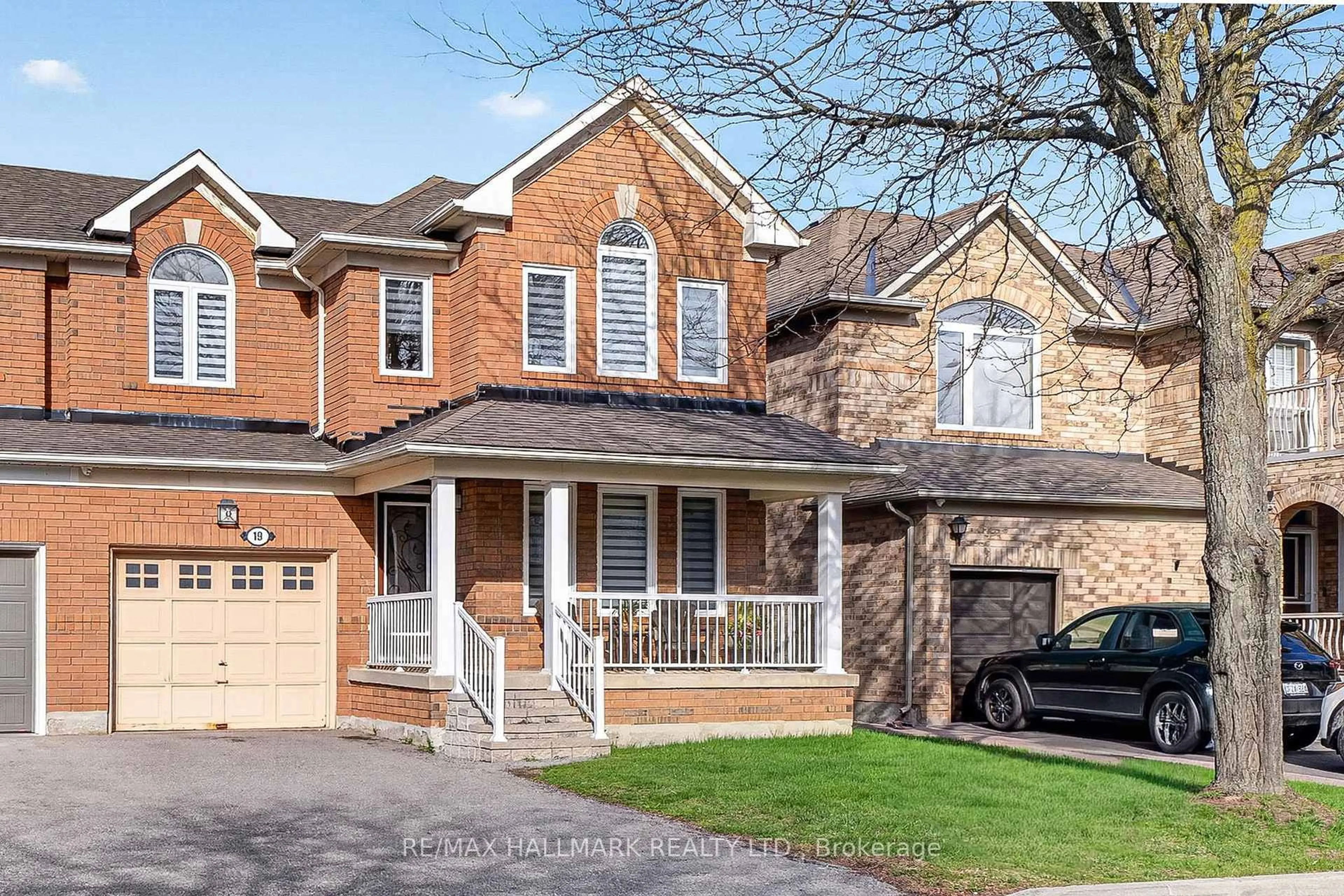 Home with brick exterior material, street for 19 Gully Lane, Vaughan Ontario L6A 2X8