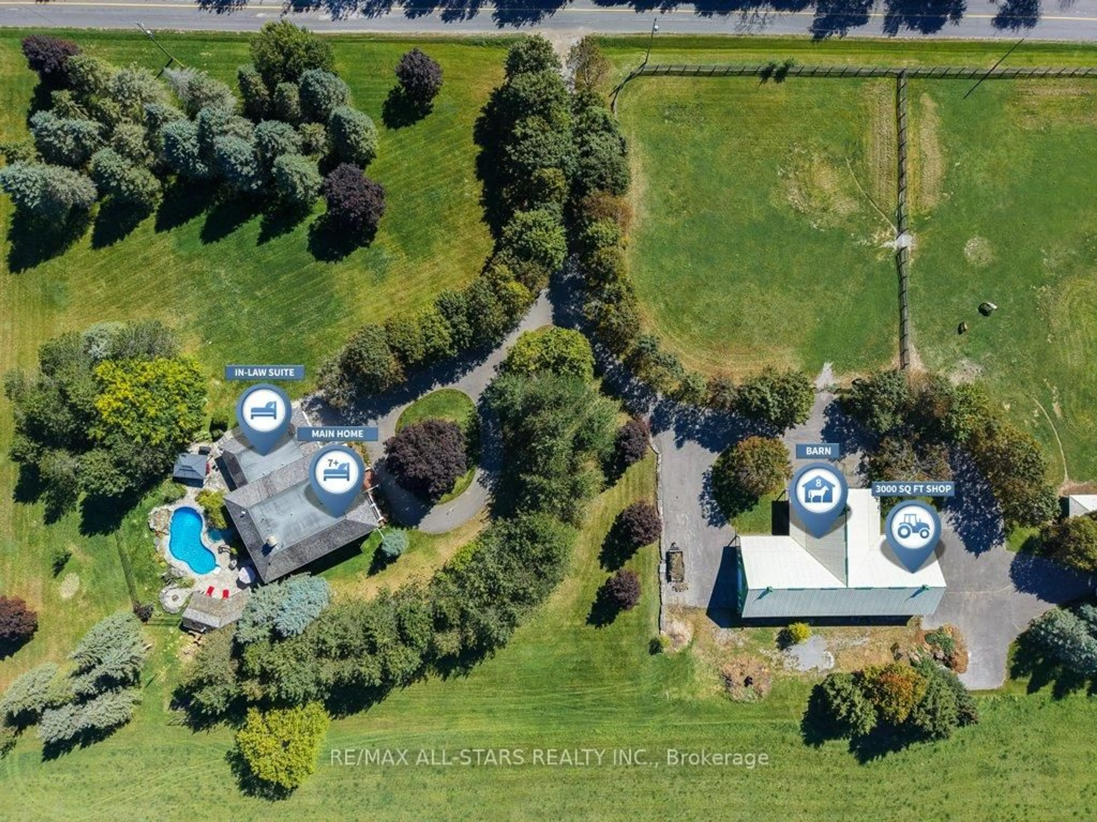 A pic from outside/outdoor area/front of a property/back of a property/a pic from drone, unknown for 318 Feasby Rd, Uxbridge Ontario L0C 1A0