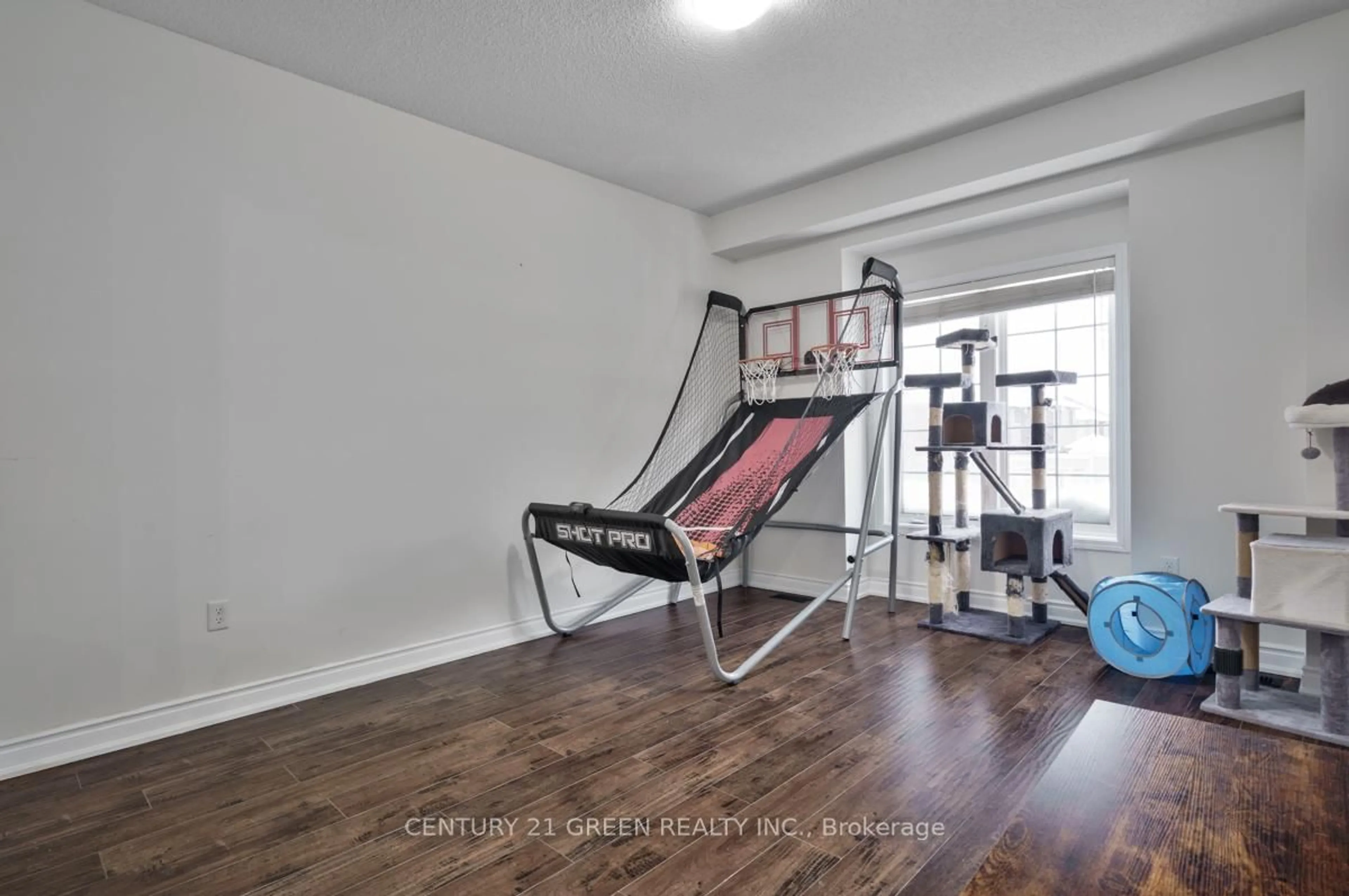 Gym or fitness room for 1362 Butler St, Innisfil Ontario L9S 0H2