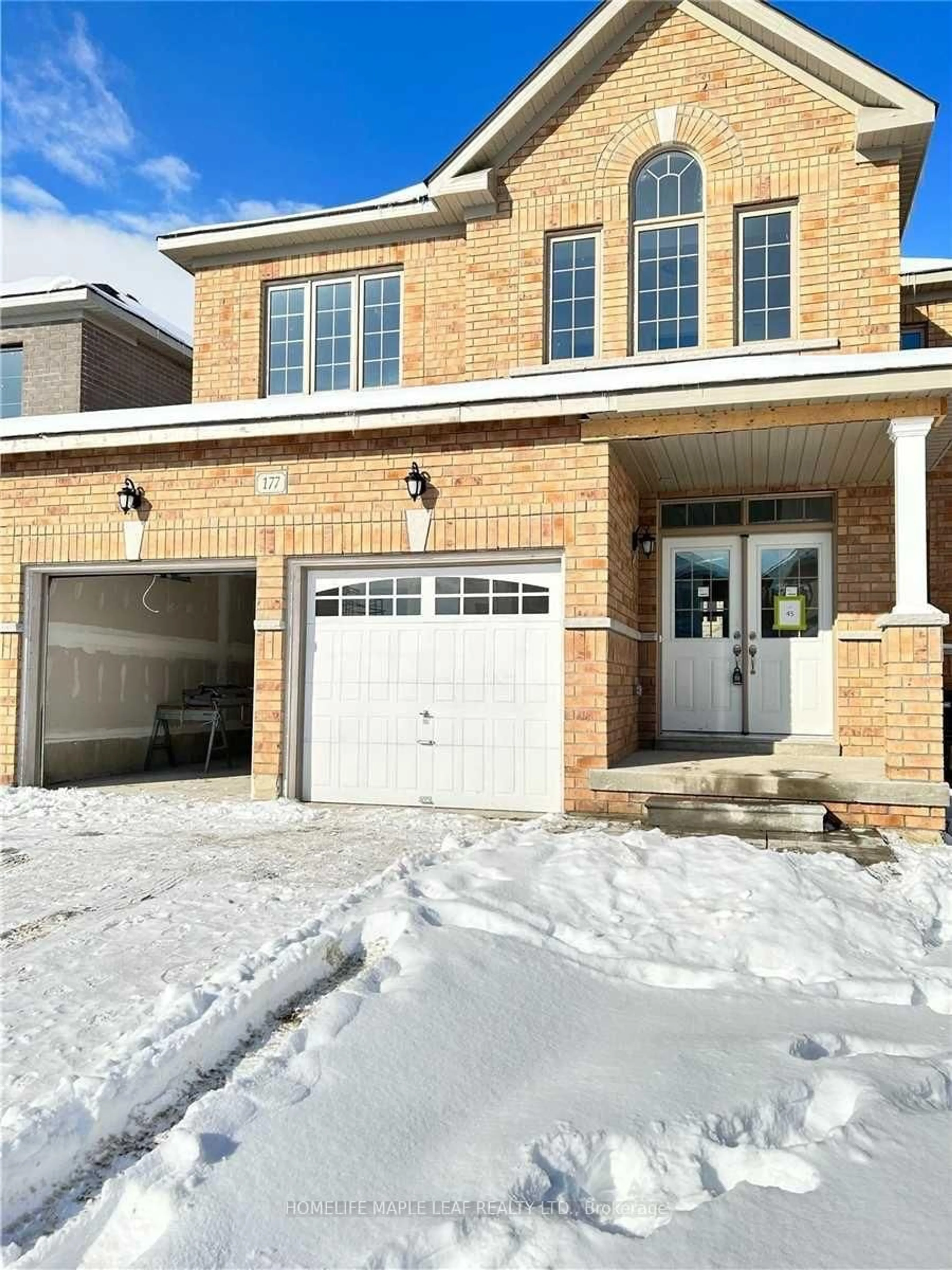 Home with brick exterior material, street for 177 Ferragine Cres, Bradford West Gwillimbury Ontario L3Z 4K1