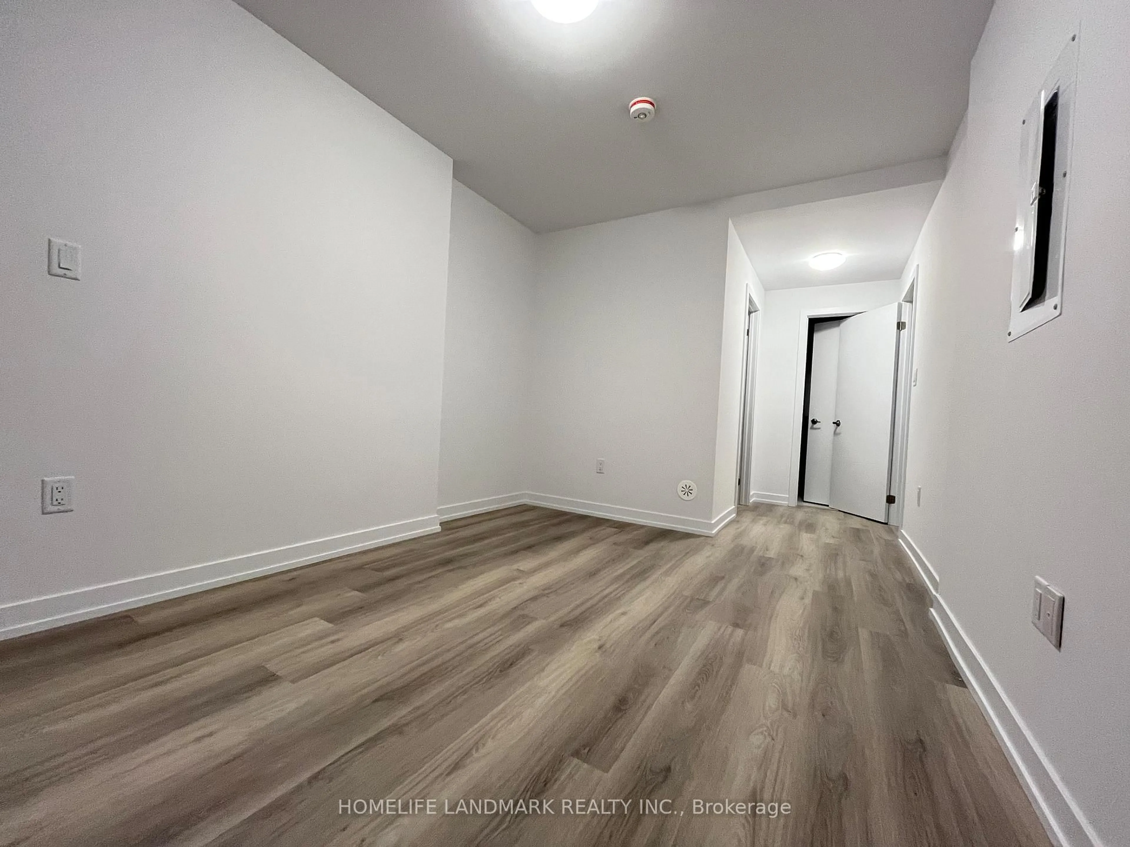 A pic of a room for 5 Bancroft Lane #319, Richmond Hill Ontario L4E 1M1