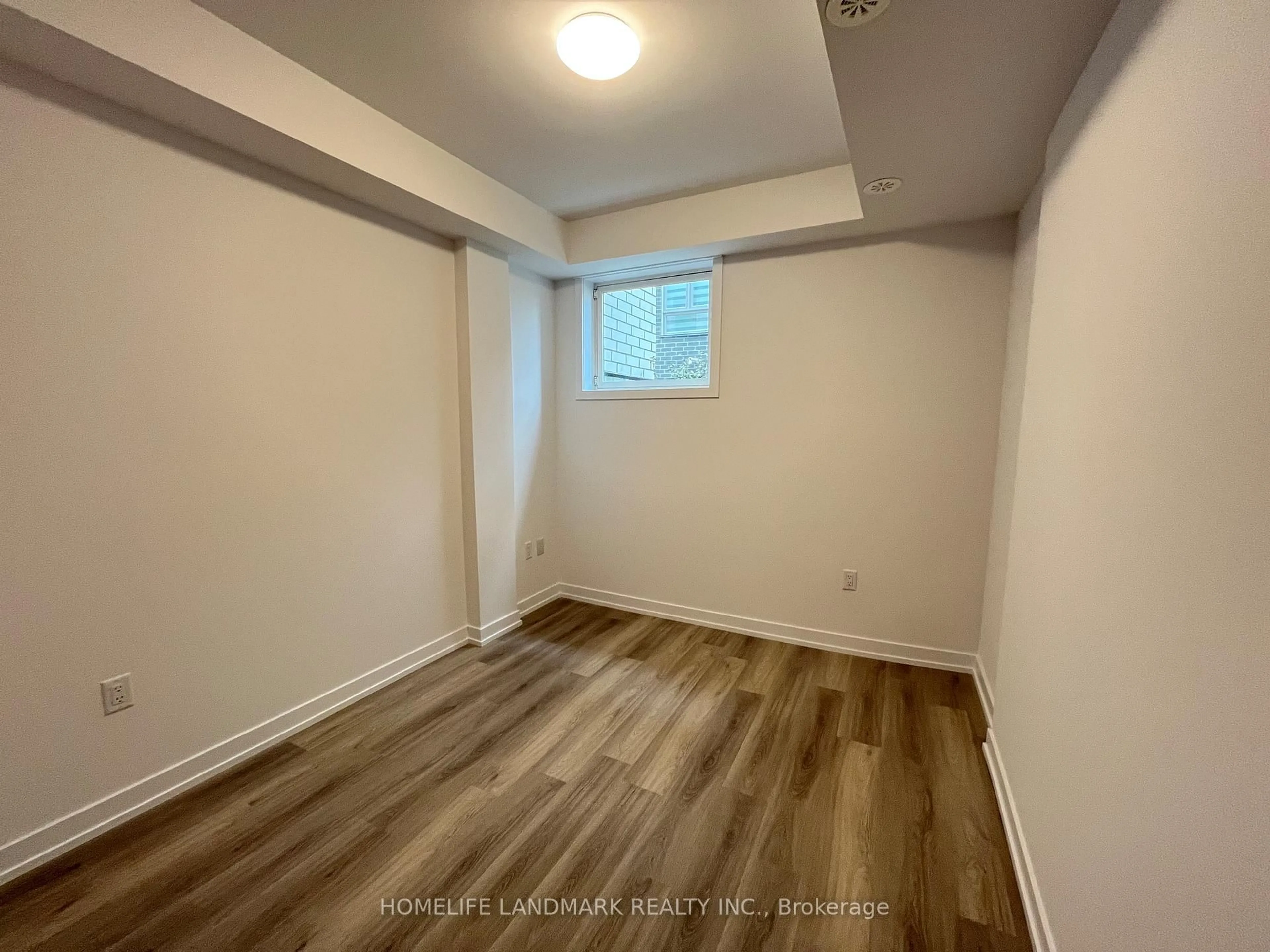 A pic of a room for 5 Bancroft Lane #319, Richmond Hill Ontario L4E 1M1