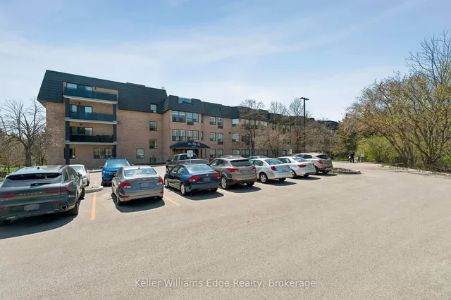 155 Main St #327, Newmarket 3