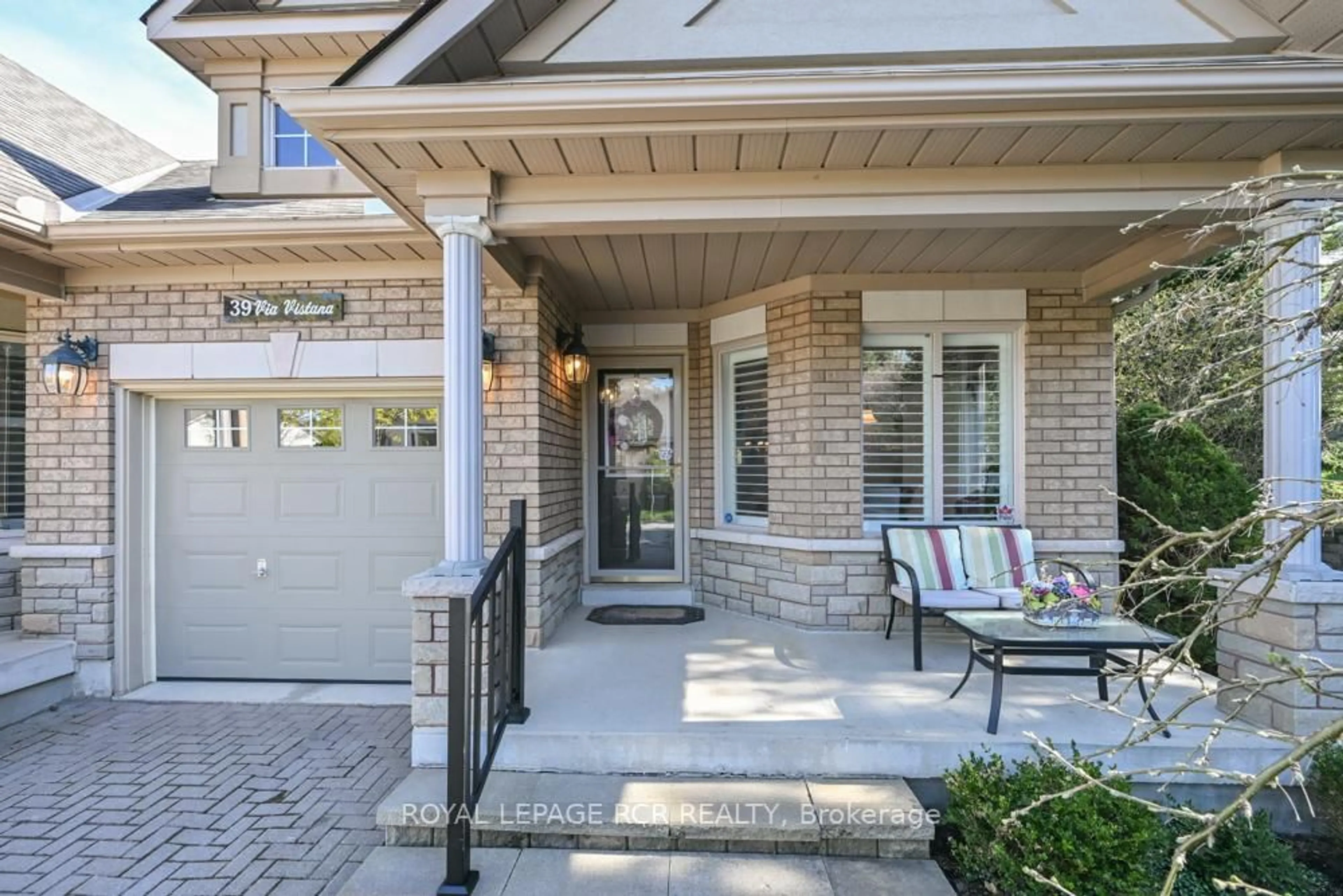 Home with brick exterior material, street for 39 Via Vistana Rd, New Tecumseth Ontario L9R 0C5