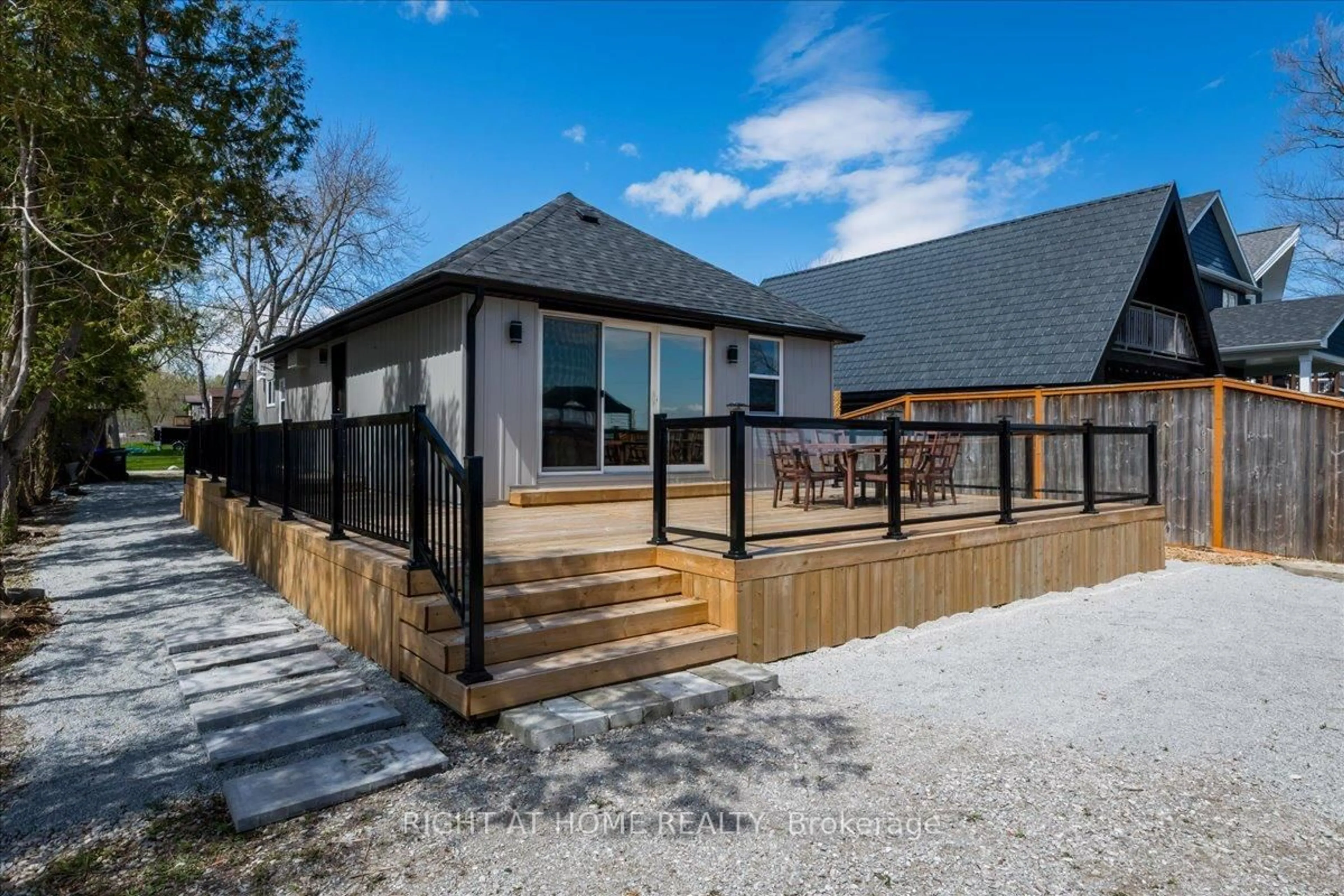 Patio, unknown for 241 Rockaway Beach Pl, Innisfil Ontario L0L 1K0