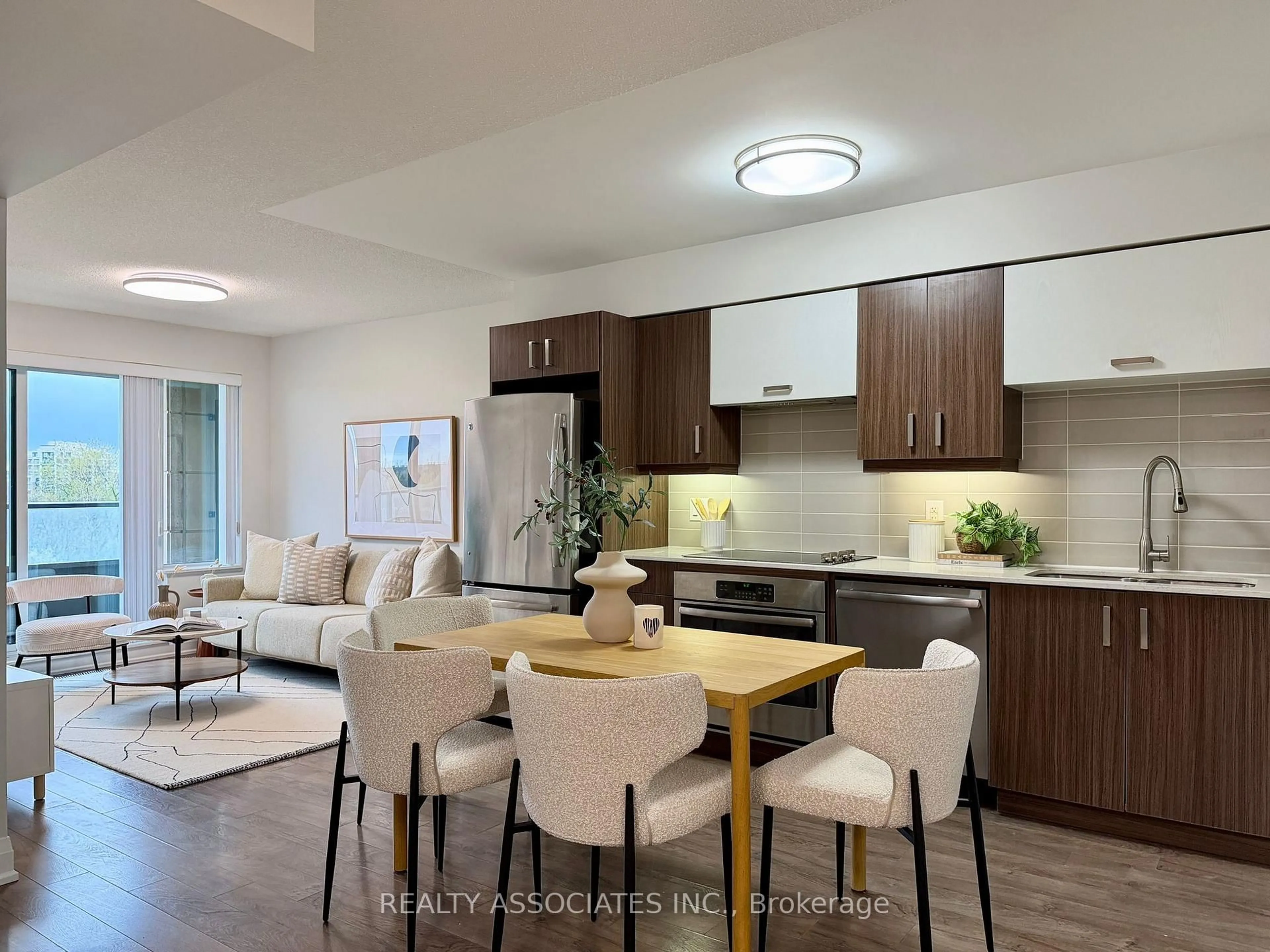 Open concept kitchen, unknown for 18 Uptown Dr #721, Markham Ontario L3R 5M5