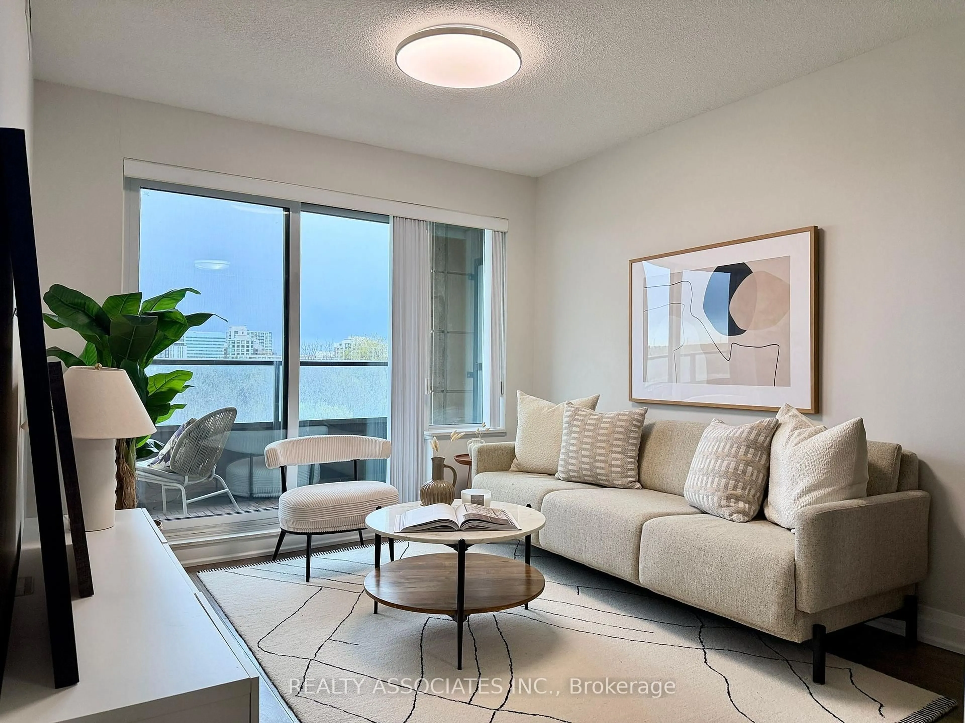 Living room with furniture, unknown for 18 Uptown Dr #721, Markham Ontario L3R 5M5
