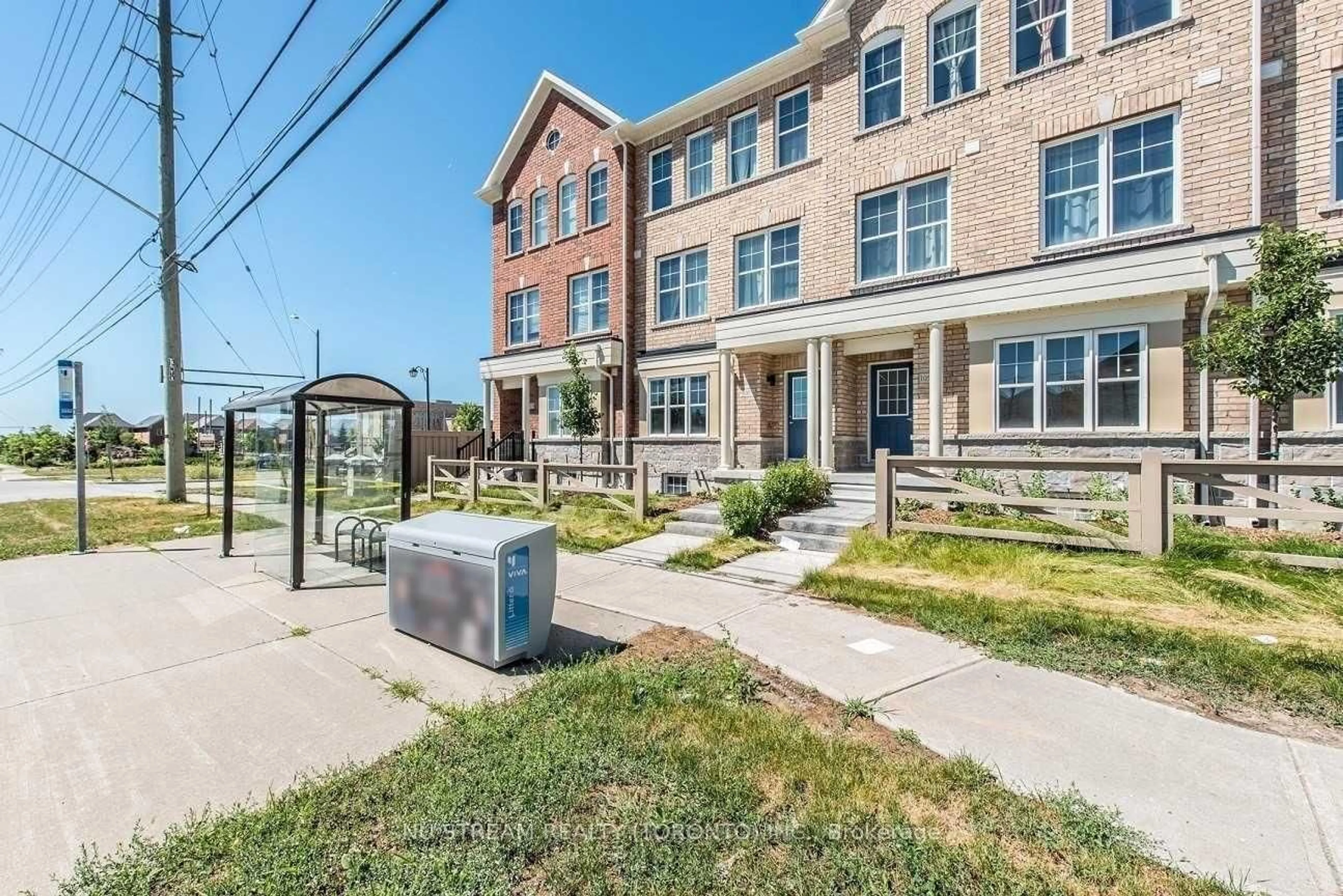 Unknown for 10578 Bathurst St, Vaughan Ontario L6A 4Y4