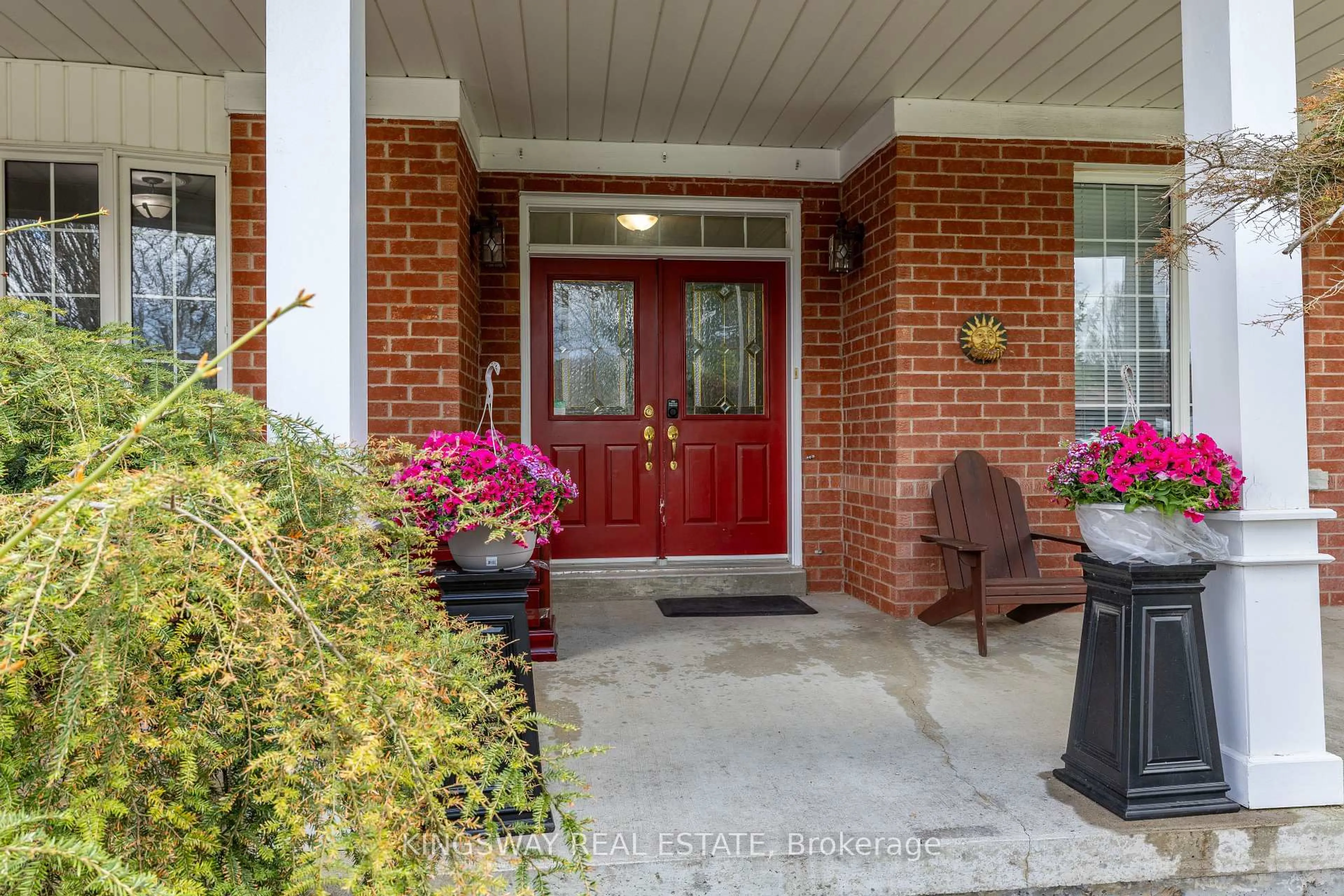 Indoor entryway for 57 Mcmullen Dr, Whitchurch-Stouffville Ontario L4A 7X4