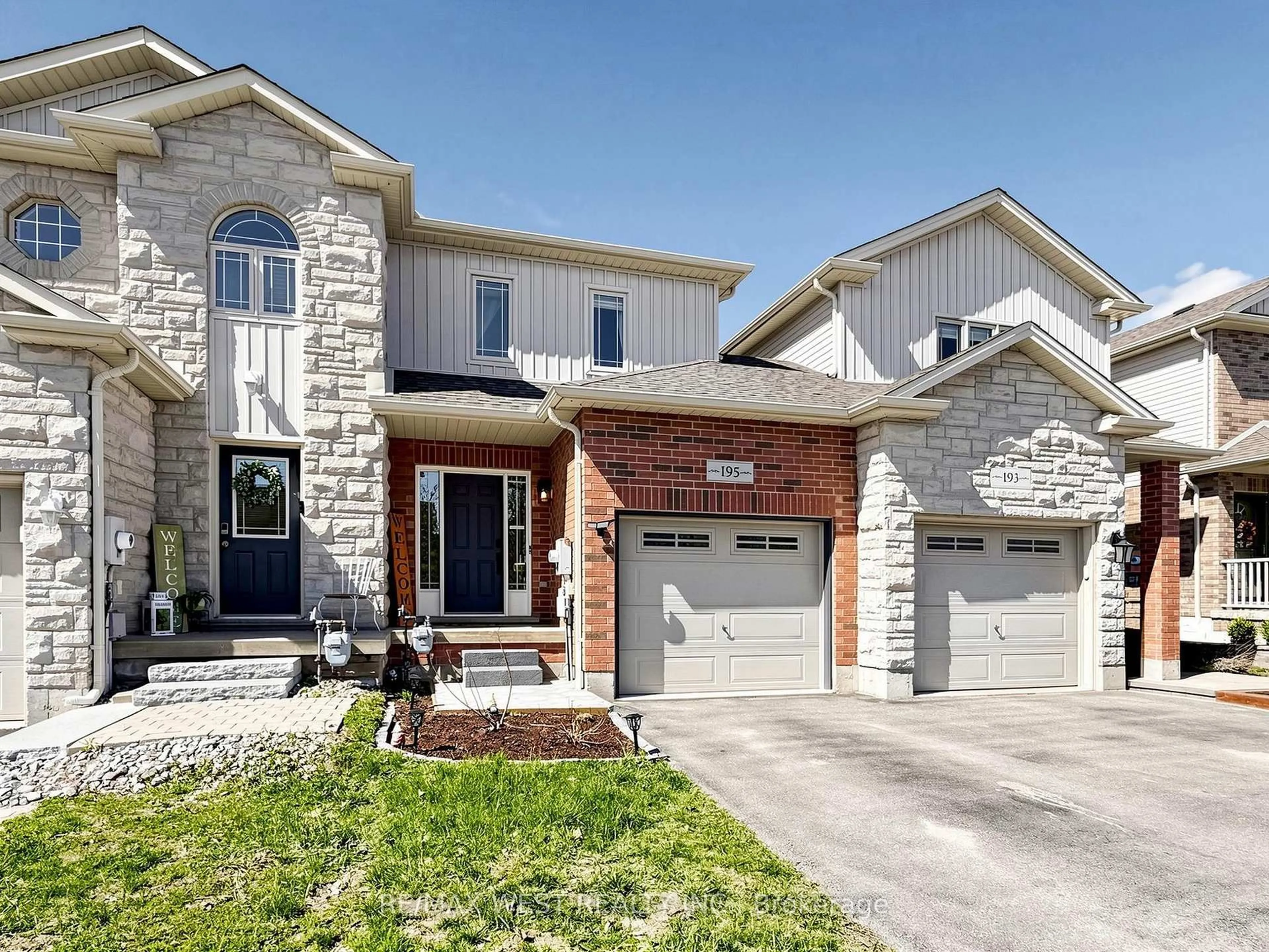 Home with brick exterior material, street for 195 Banting Cres, Essa Ontario L0M 1B6