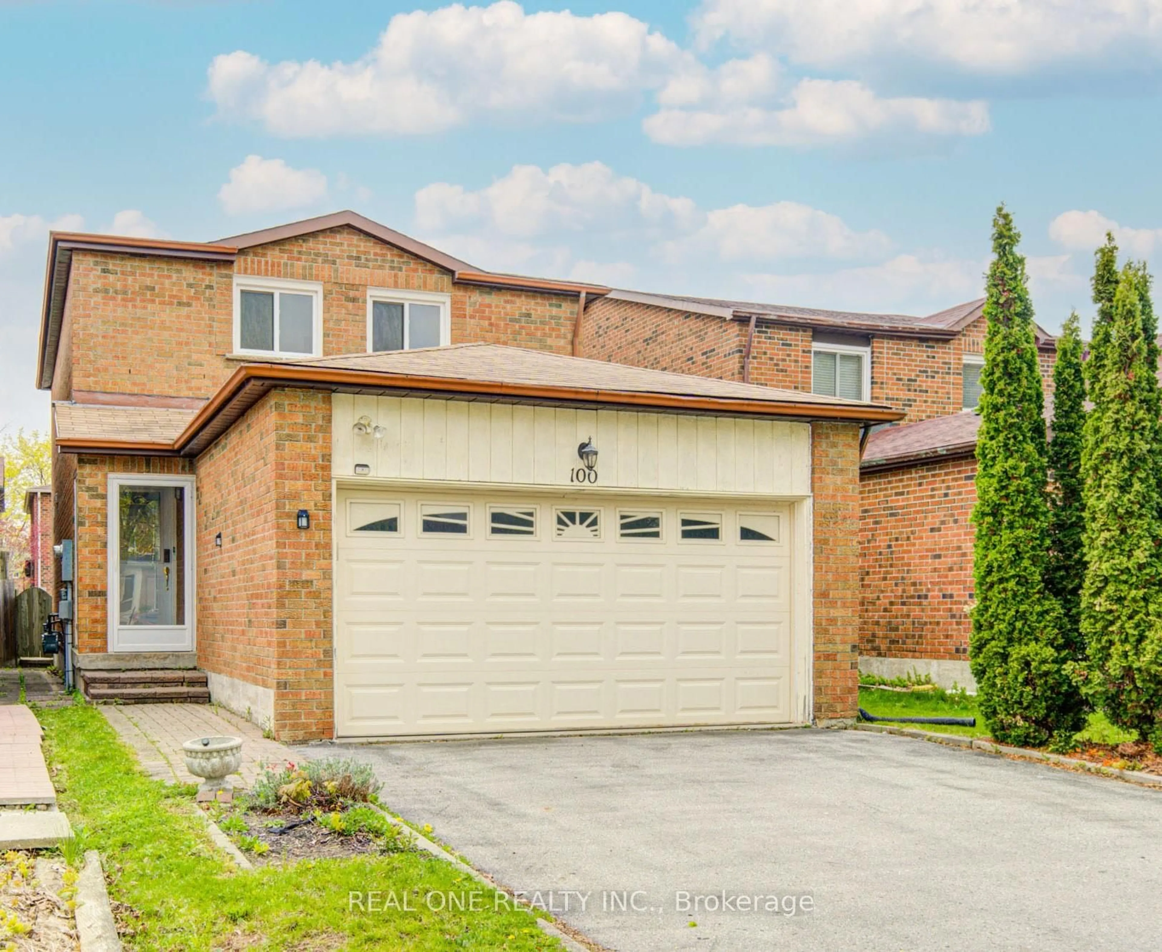 Home with brick exterior material, street for 100 Kenley Cres, Markham Ontario L3R 6X6